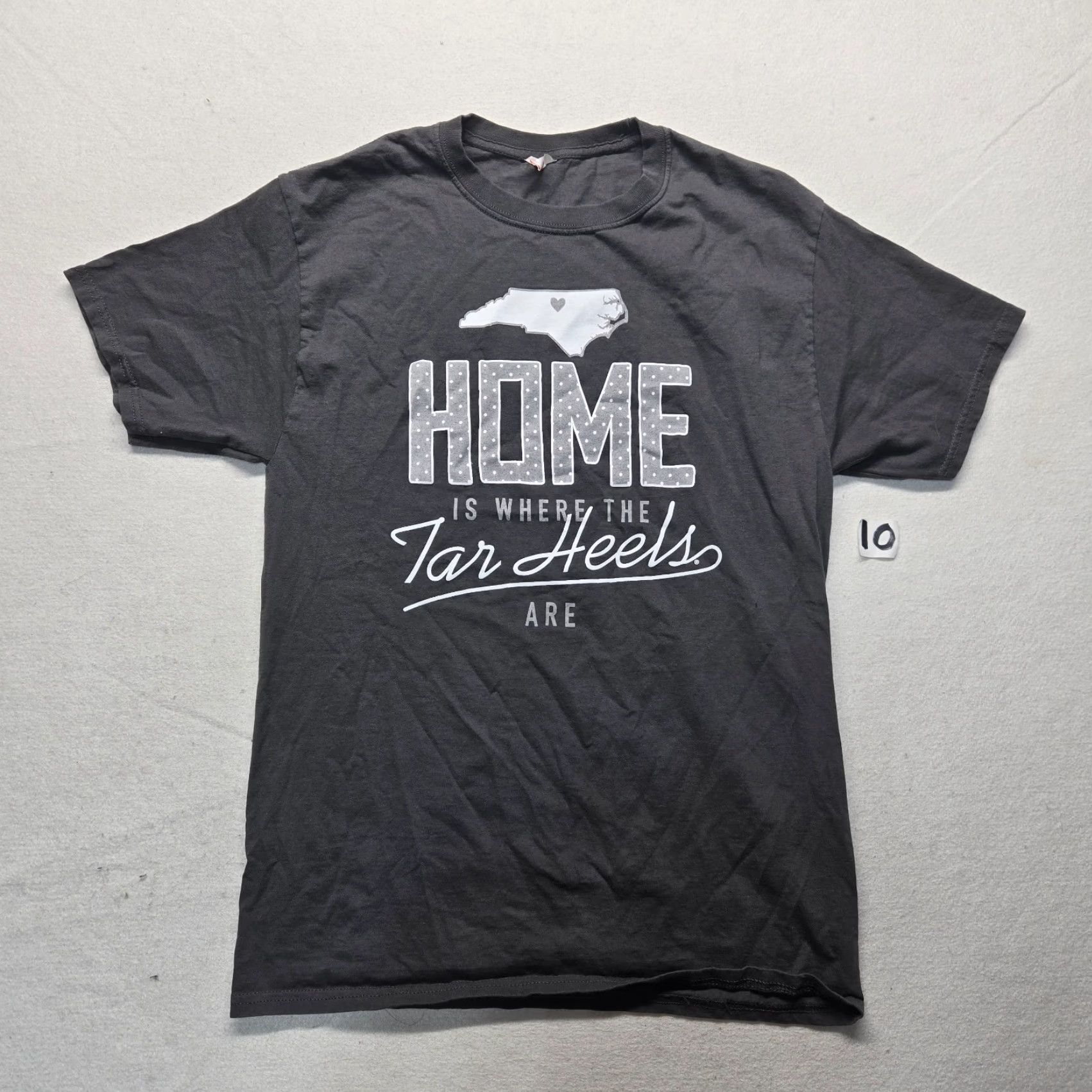 Vintage UNC Tar Heels Graphic Print T-Shirt Men's M Gray Classic Crew Neck Size US M / EU 48-50 / 2 - 2 Thumbnail