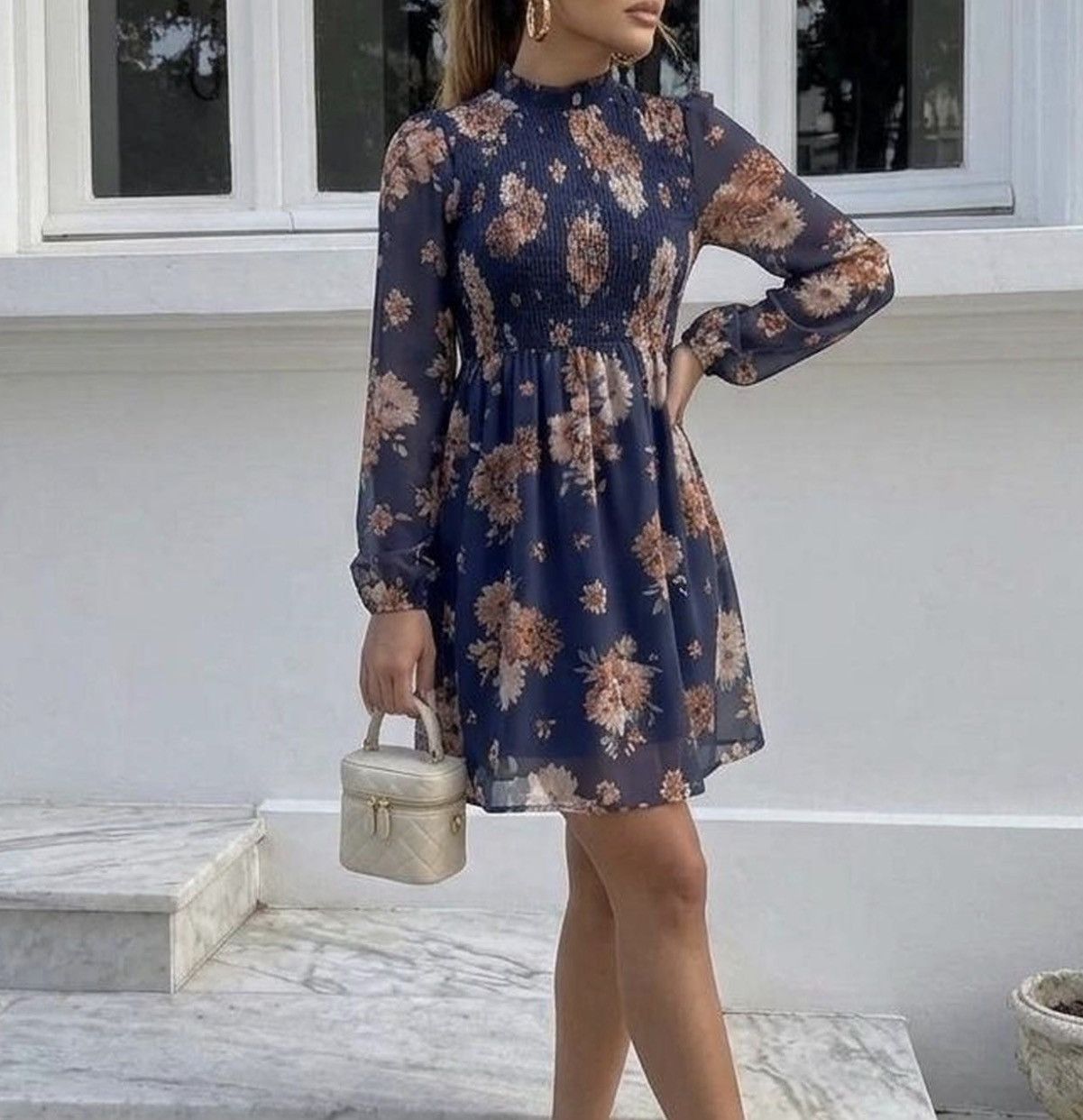 Other AS U WISH NAVY FLORAL SMOCKED MINI DRESS Size S / US 4 / IT 40 - 2 Thumbnail