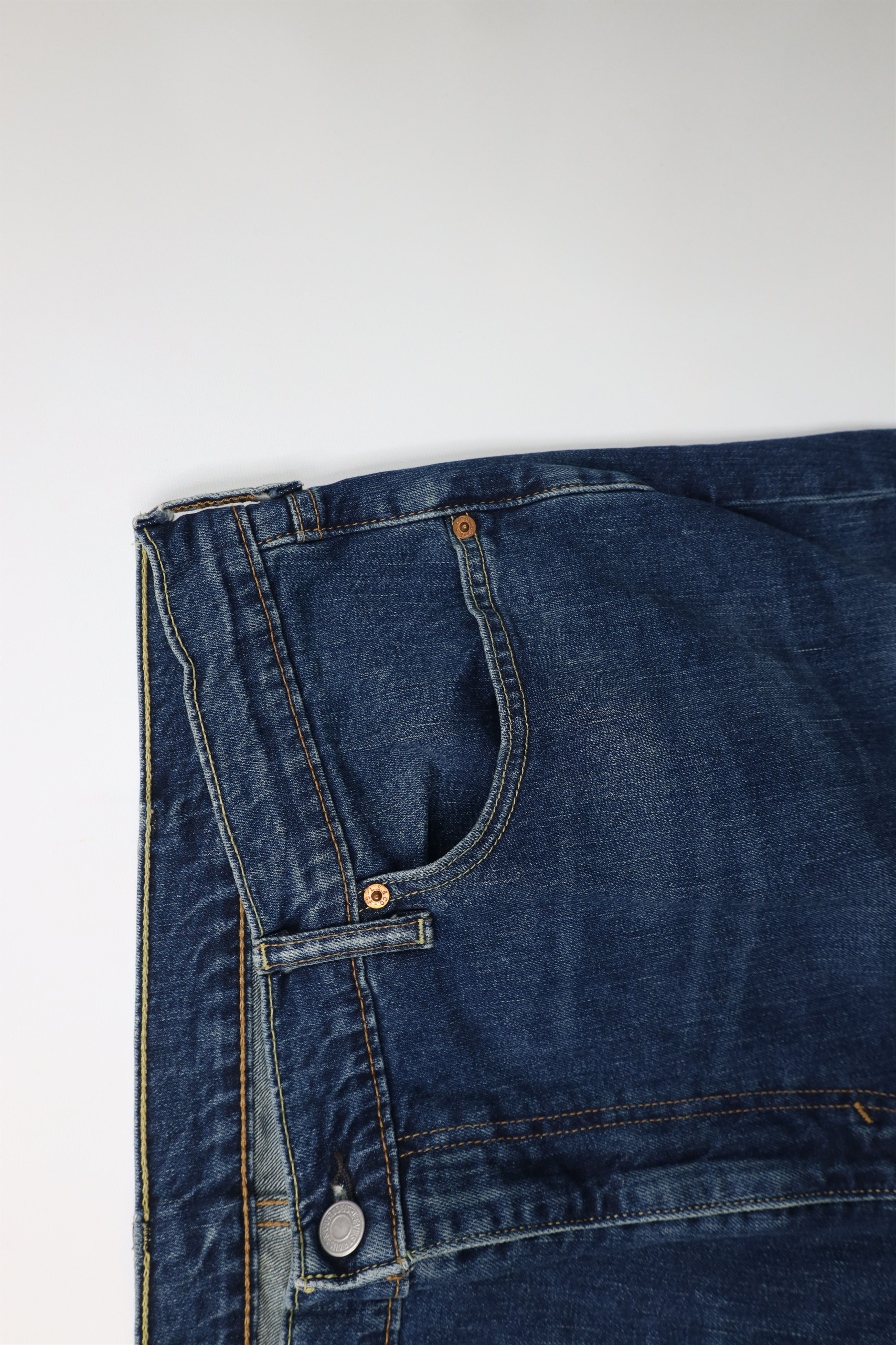 Levi's Vintage Y2K Levis 559 Relaxed Straight Wide Leg Denim Jeans Size US 44 / EU 60 - 7 Thumbnail