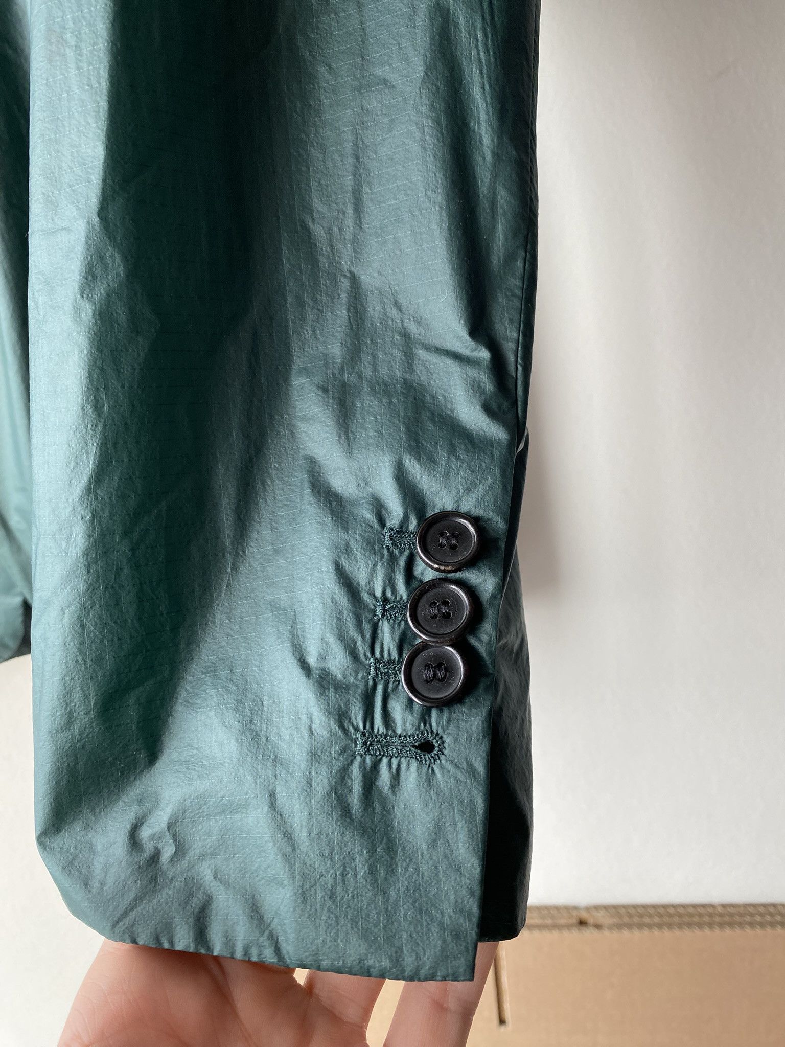 Acne Studios $590 - 50/L - Nylon Rip Suit Jacket - Green Size US L / EU 52-54 / 3 - 13 Thumbnail