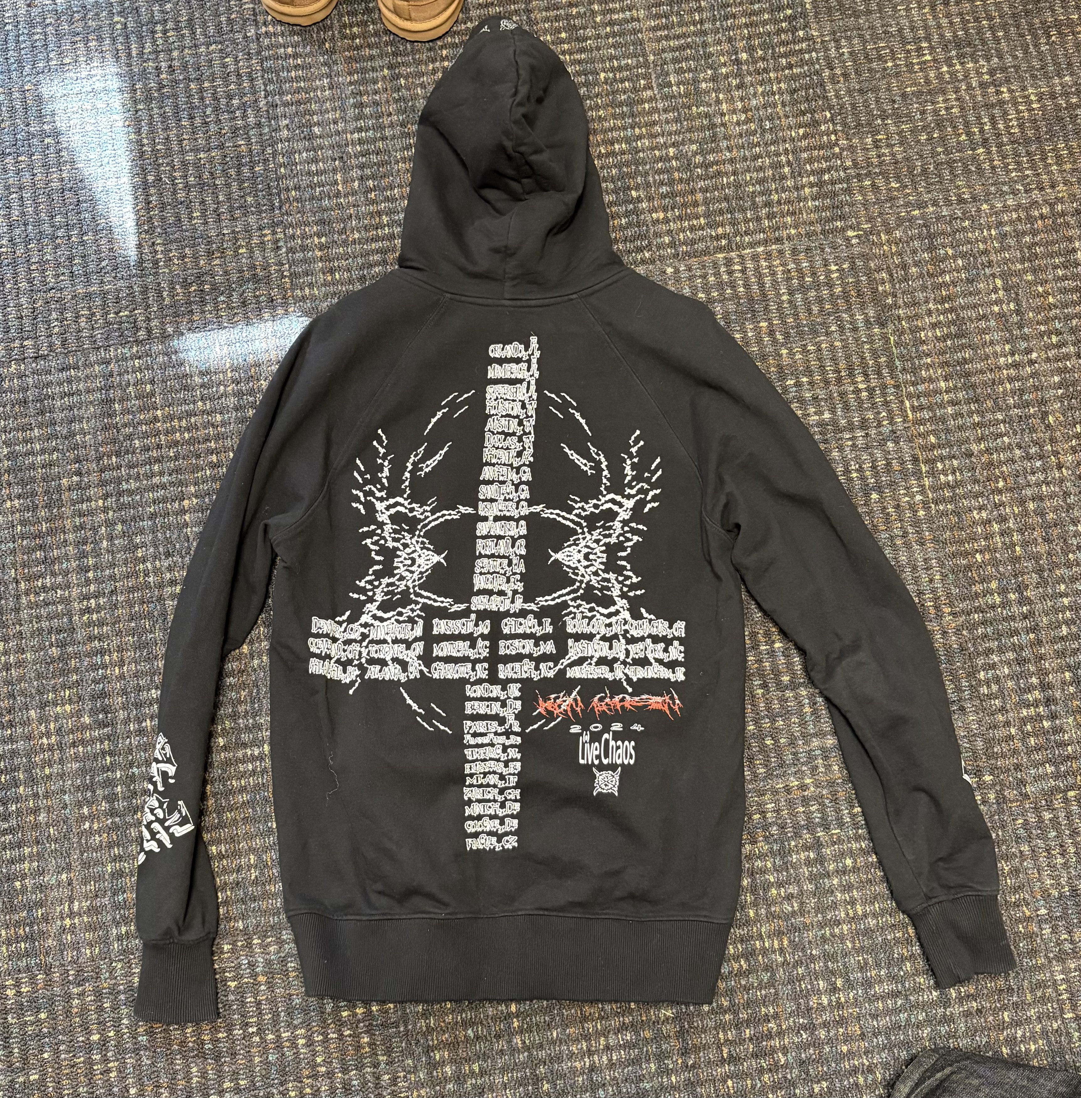 Ken Carson Ken Carson Chaos Tour Size US L / EU 52-54 / 3 - 2 Thumbnail