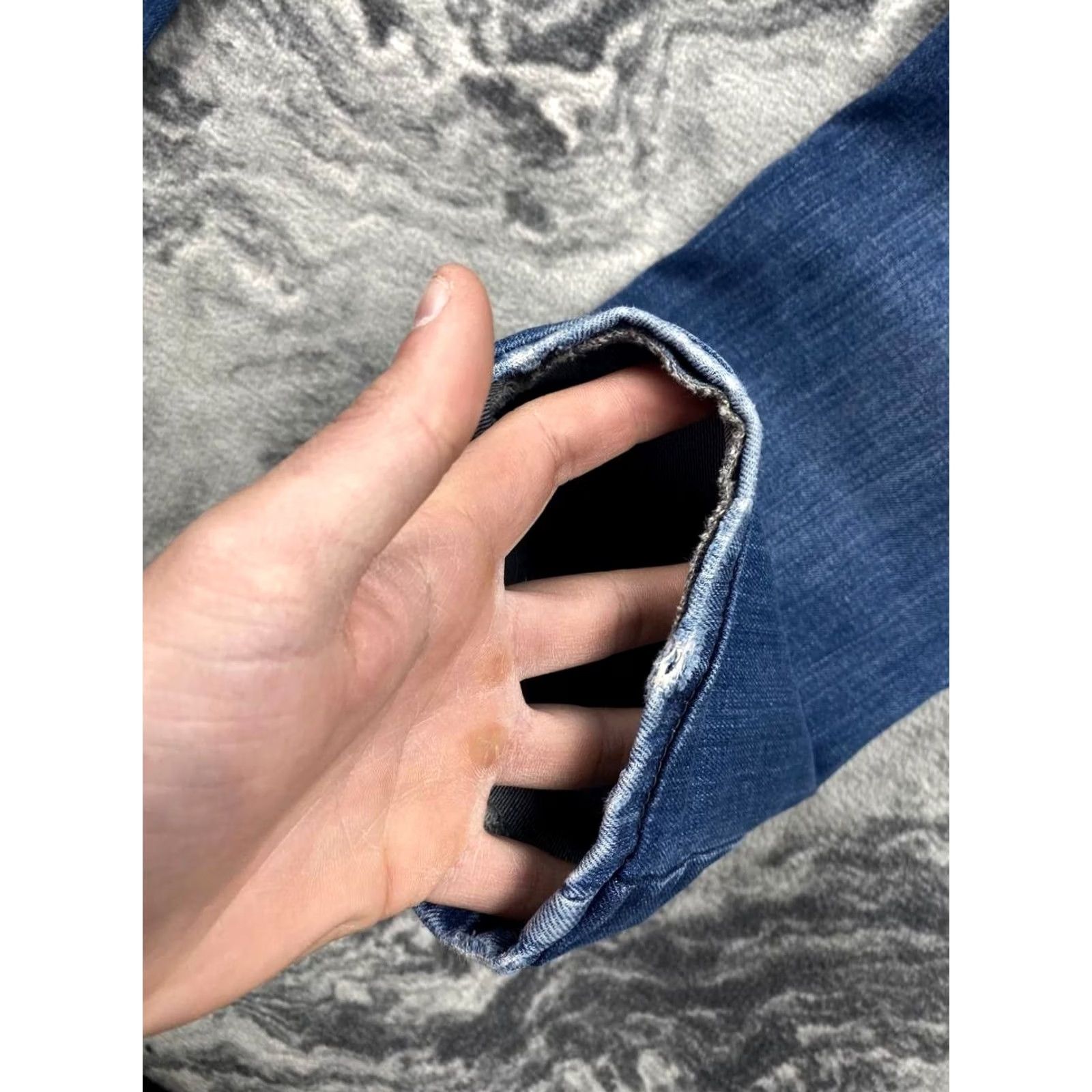 Dolce & Gabbana VINTAGE Dolce&Gabbana Denim Jeans Metal Logo Men Size 32 Blue Jeans 5-Pocket Design Regular Straight 32in Inseam Mens Size US 32 / EU 48 - 4 Thumbnail