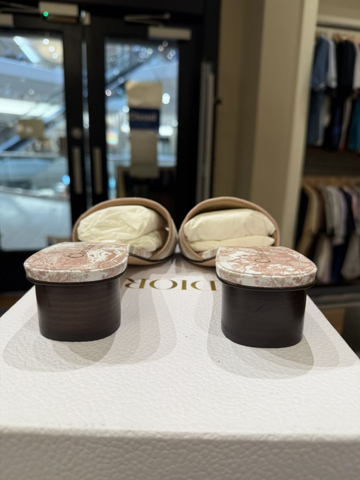 Dior Dior Dway Embroidered Heel Slide Size US 7.5 / IT 37.5 - 6 Thumbnail