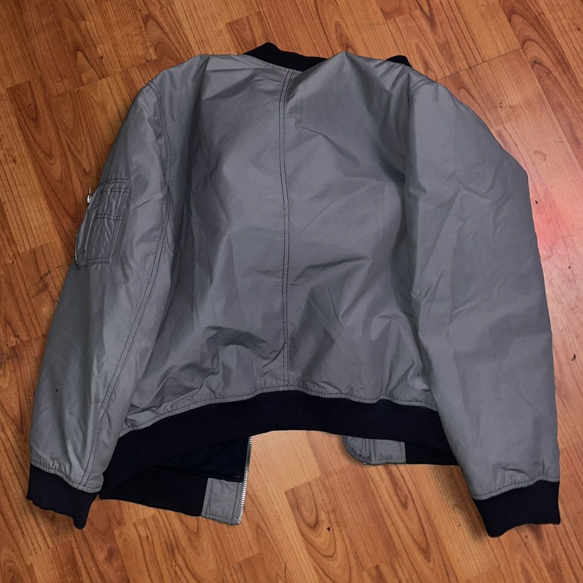 Vintage Vintage GAP Bomber Jacket Size L Y2K 00’s Size US L / EU 52-54 / 3 - 7 Thumbnail