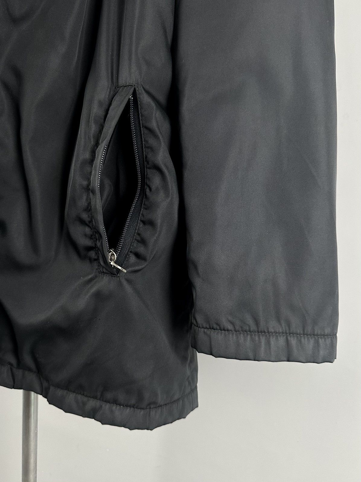 Prada Prada - Parka Zip Hooded - Nylon Jacket in Black Size US S / EU 44-46 / 1 - 12 Thumbnail