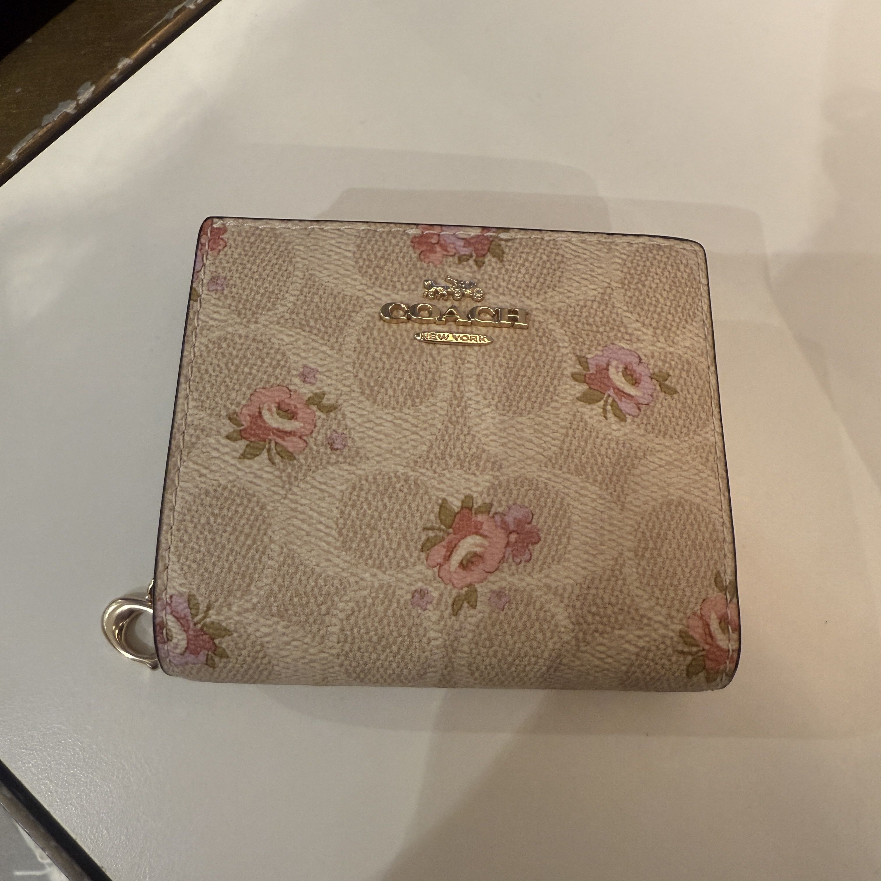 NWT Coach CAR14 Snap Wallet Signature Floral Gold Sand