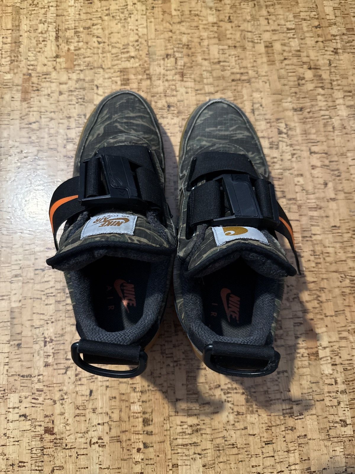 Carhartt Wip × Nike Carhartt WIP x Nike Air Force 1 Utility Low Premium 'Camo' Size US 10 / EU 43 - 7 Thumbnail