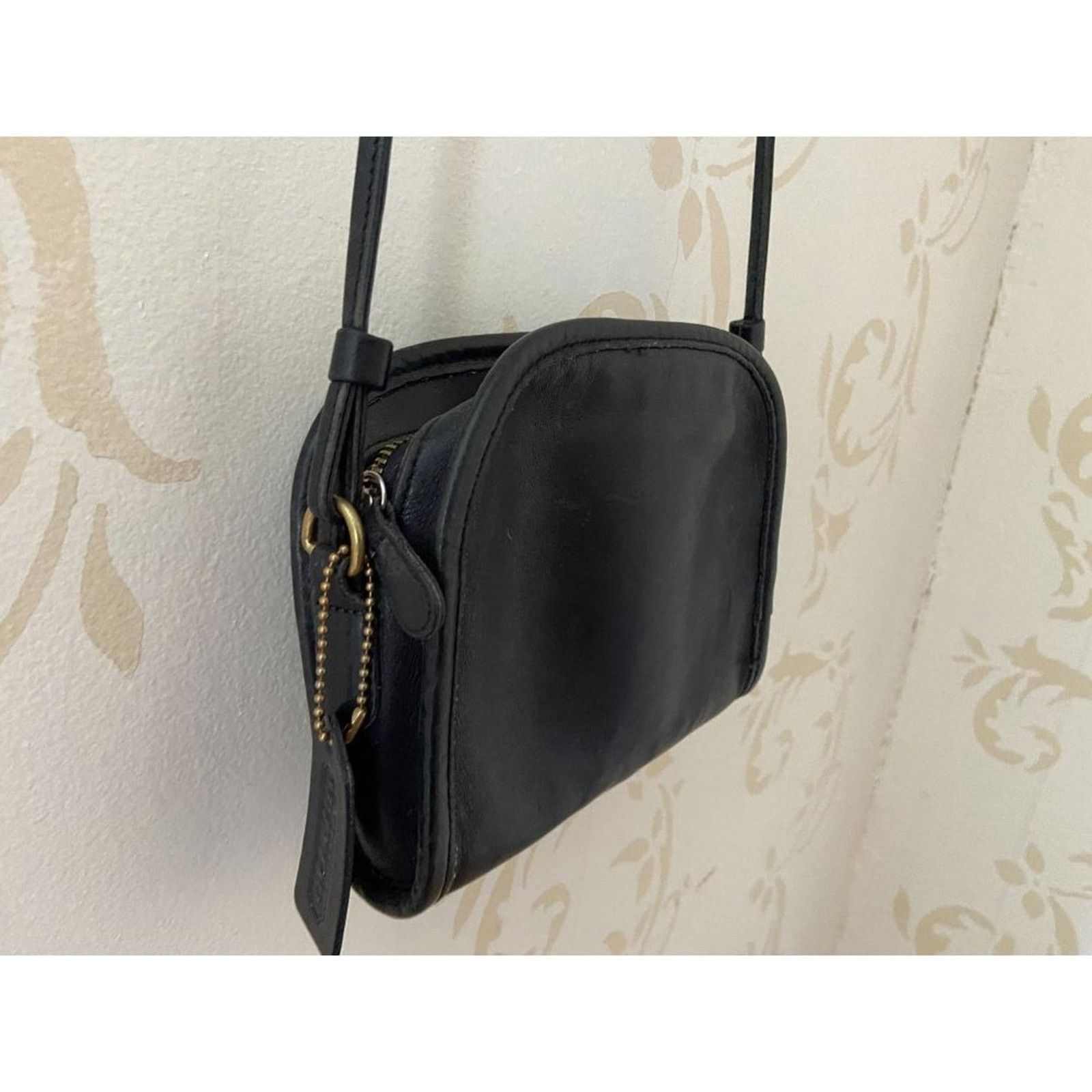 Coach Coach Leather Crossbody Black Handbag Bag Size ONE SIZE - 4 Thumbnail