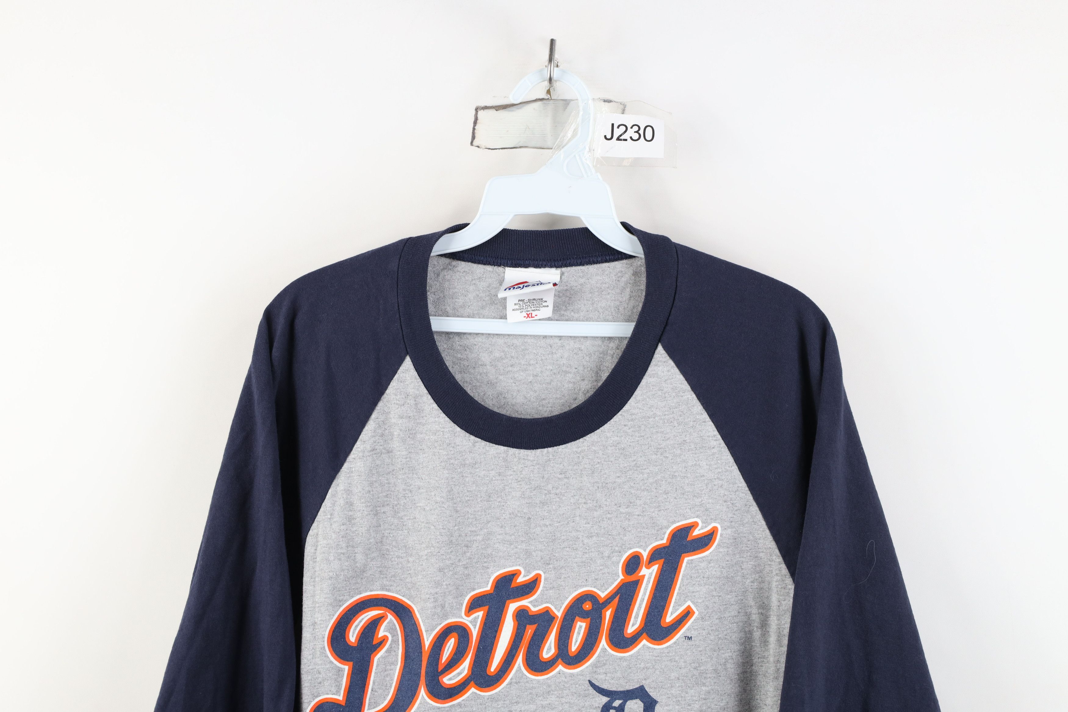 Majestic Vintage Y2K 2008 Majestic Tigers Baseball Raglan T-Shirt Size US XL / EU 56 / 4 - 2 Thumbnail