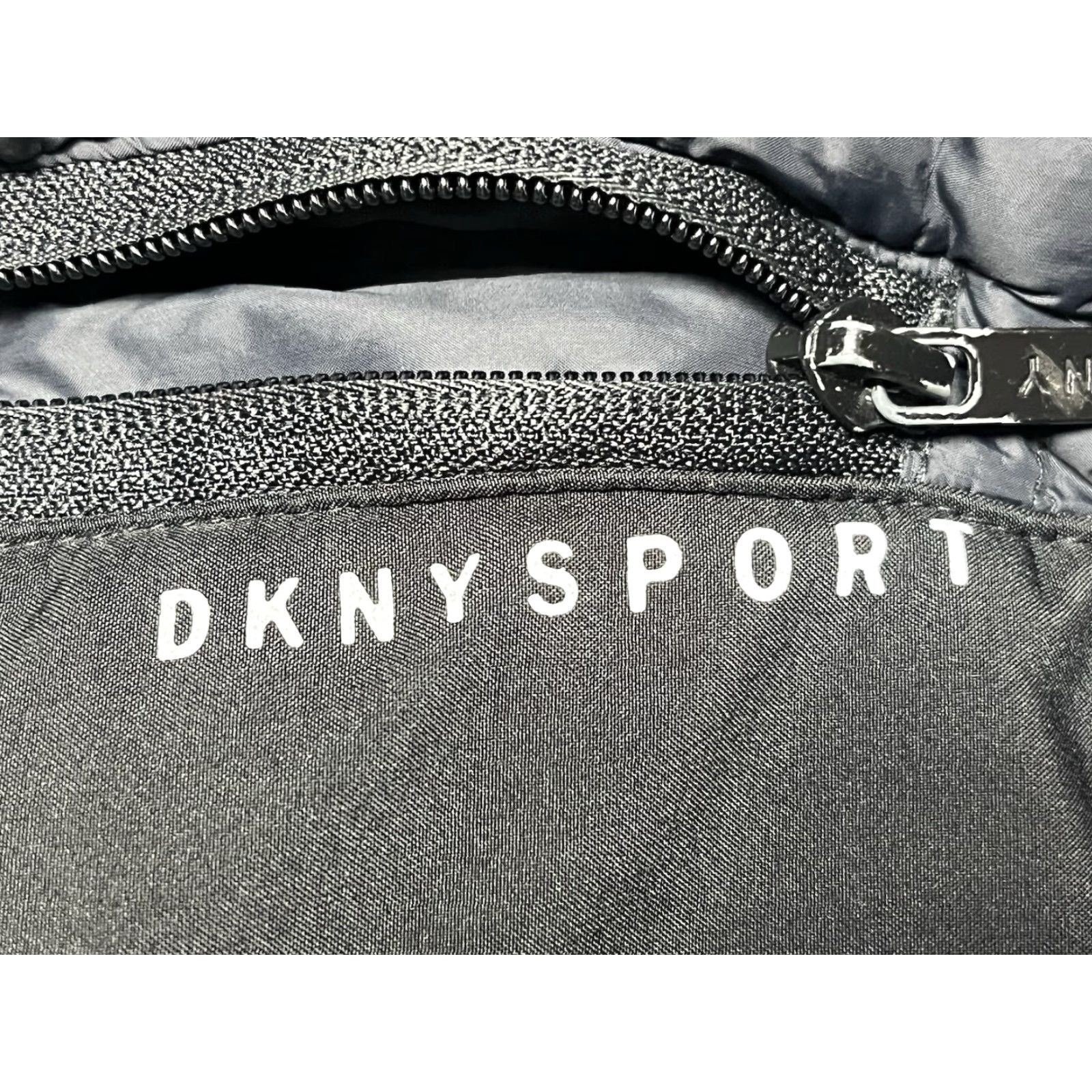 DKNY DKNY Reversible Jacket Women M Puffer Jacket Black Camouflage Zip Hooded 10-12 Colors: Camo Size M / US 6-8 / IT 42-44 - 7 Thumbnail