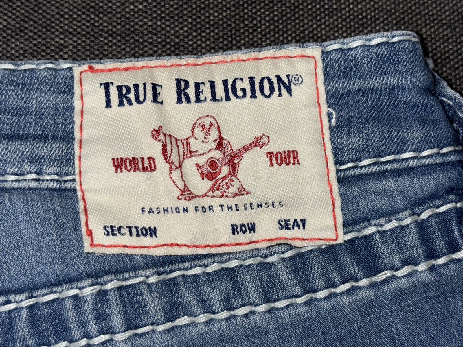 True Religion True Religion Jayde Mid-Rise Classic Shorts Light Denim 24 Size 24" / US 00 / IT 34 - 18 Thumbnail