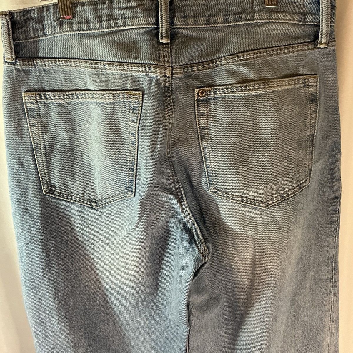 H&M H&M Loose Ample Jeans Men’s 34x30 Light Wash Straight Leg Size US 34 / EU 50 - 4 Thumbnail