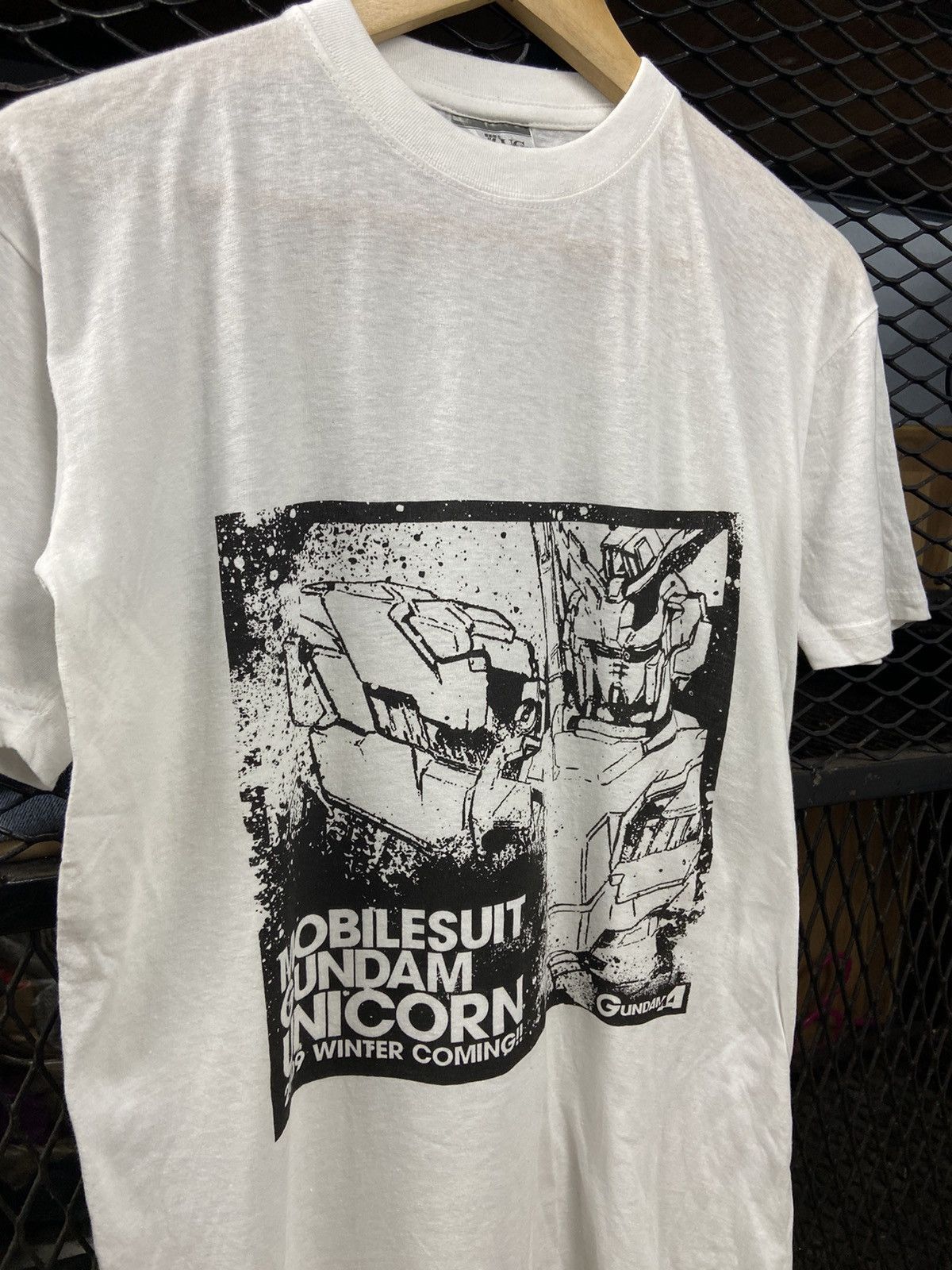 Cartoon Network × Japanese Brand × Vintage Vintage Y2K Gundam Rare Design Tee Size US M / EU 48-50 / 2 - 4 Thumbnail