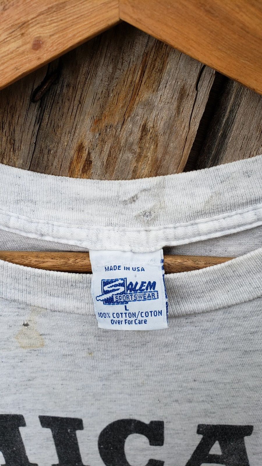NBA × Salem Sportswear × Vintage Vintage Salem MLB Chicago Bulls Big Logo Graphic Tshirt Size US L / EU 52-54 / 3 - 3 Thumbnail