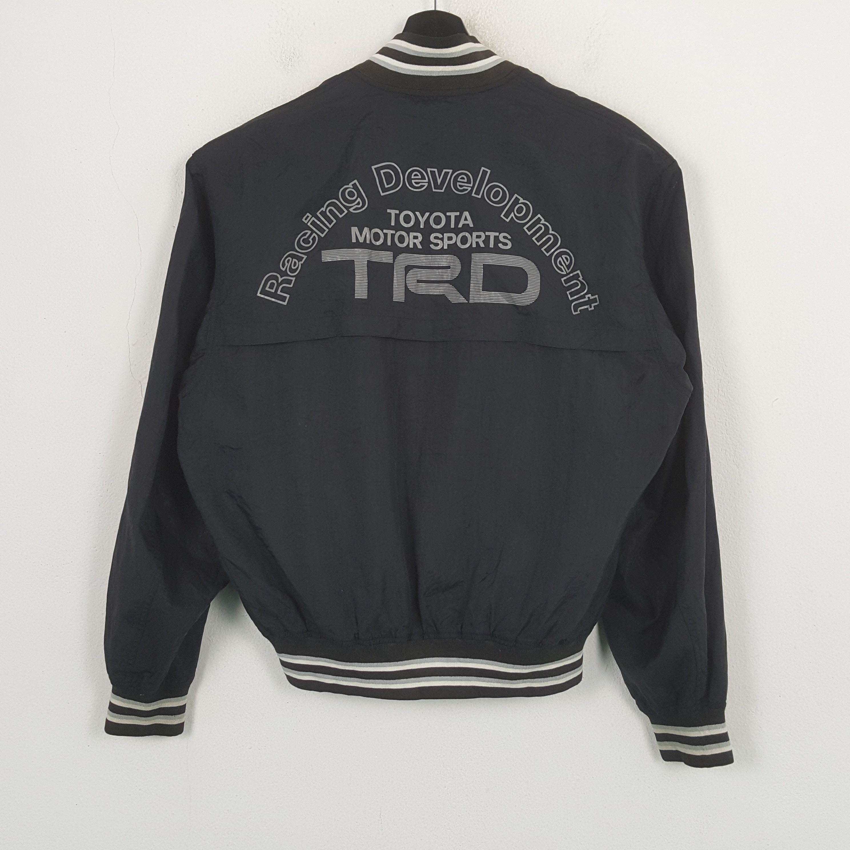 Formula 1 Vintage Toyota Racing Development Racing Jacket C300N6 Size US L / EU 52-54 / 3 - 1 Thumbnail