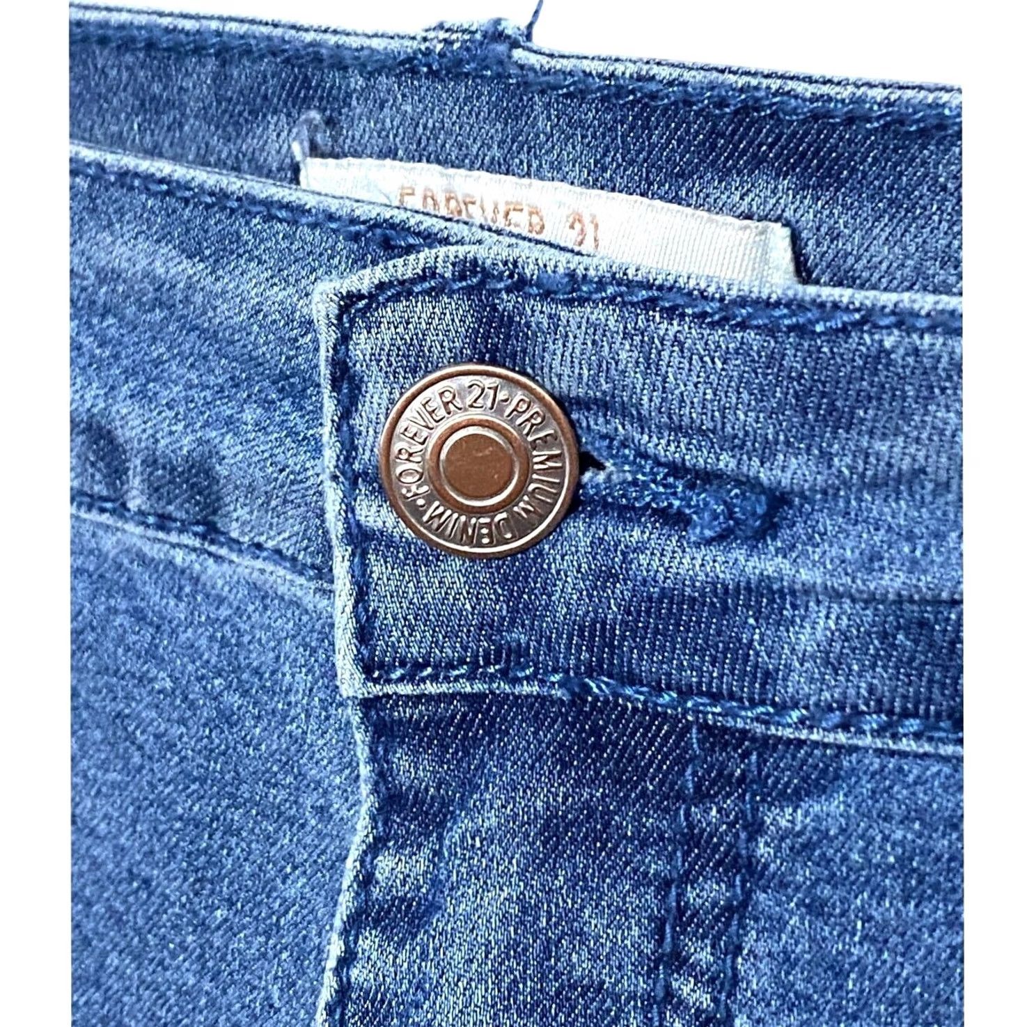Forever 21 Forever 21 Mid Rise Skinny Jeans Womens 26 Denim Slim Jeans NWT Blue 5-Pocket Casual Preppy Size 26" / US 2 / IT 38 - 4 Thumbnail