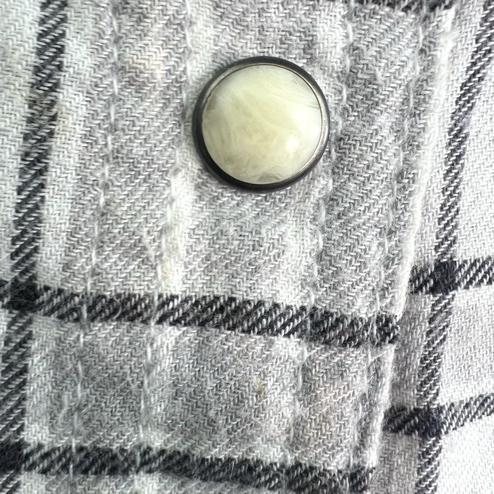 American Eagle Outfitters VINTAGE American Eagle Outfitters Buffalo Plaid Pearl Snap Button Shirt Women S Black/White Casual Knit Cotton-Viscose Plaid Long Sleeve Size S / US 4 / IT 40 - 4 Thumbnail