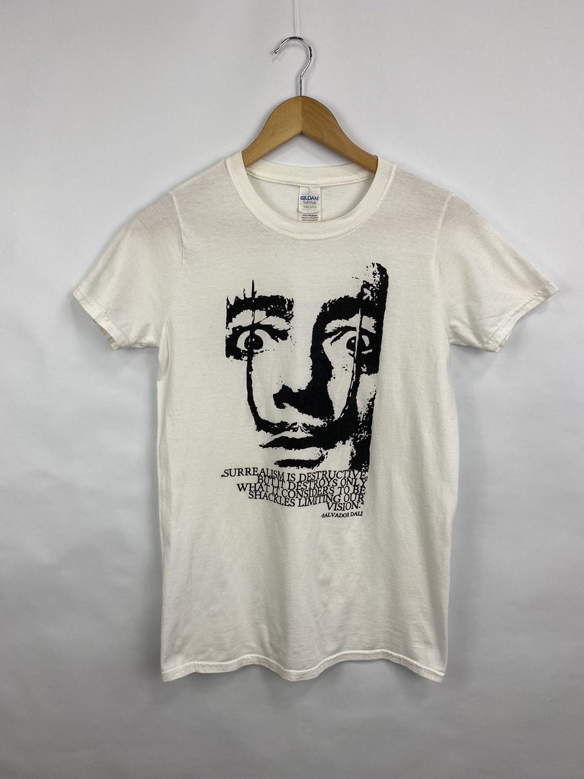 Vintage Vintage Salvador Dali Museum Picture T-shirt Monet style Size US S / EU 44-46 / 1 - 3 Thumbnail