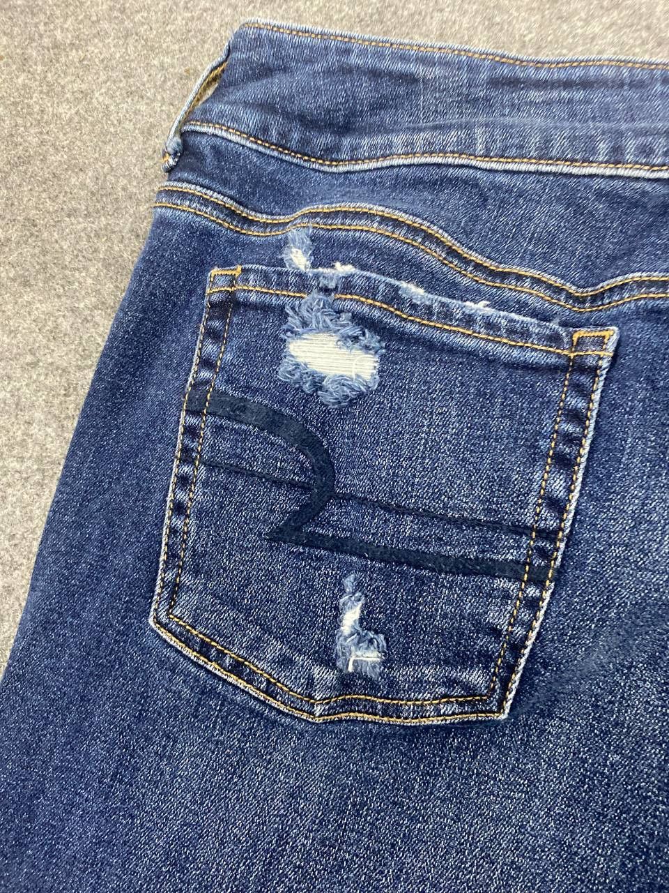 American Eagle Outfitters american eagles stretch artist flare distressed denim Size 36" / US 14 / IT 50 - 7 Thumbnail