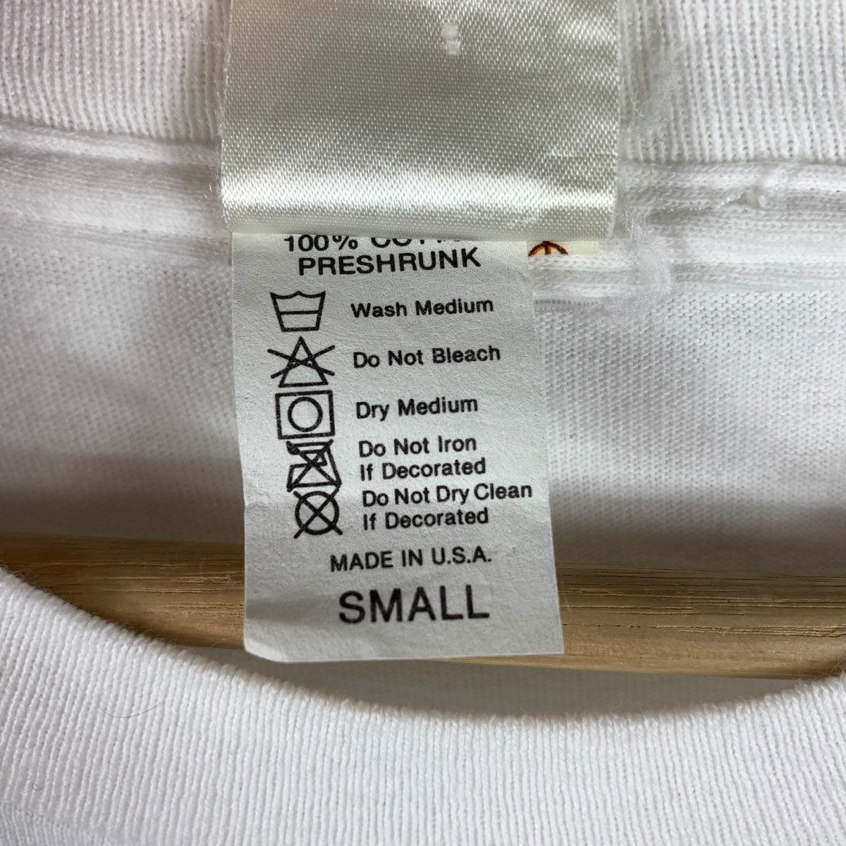Cartoon Network × Disney × Vintage Vintage 90s WINNE THE POOH Cartoon walt Disney tag tee Size US S / EU 44-46 / 1 - 10 Thumbnail