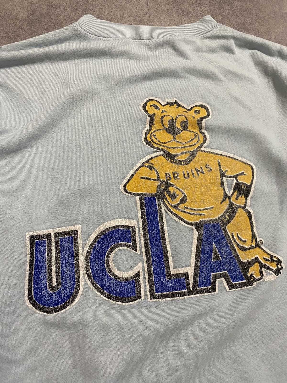 Vintage Vintage 80s UCLA Bruins Sweatshirt Size US XXL / EU 58 / 5 - 12 Thumbnail