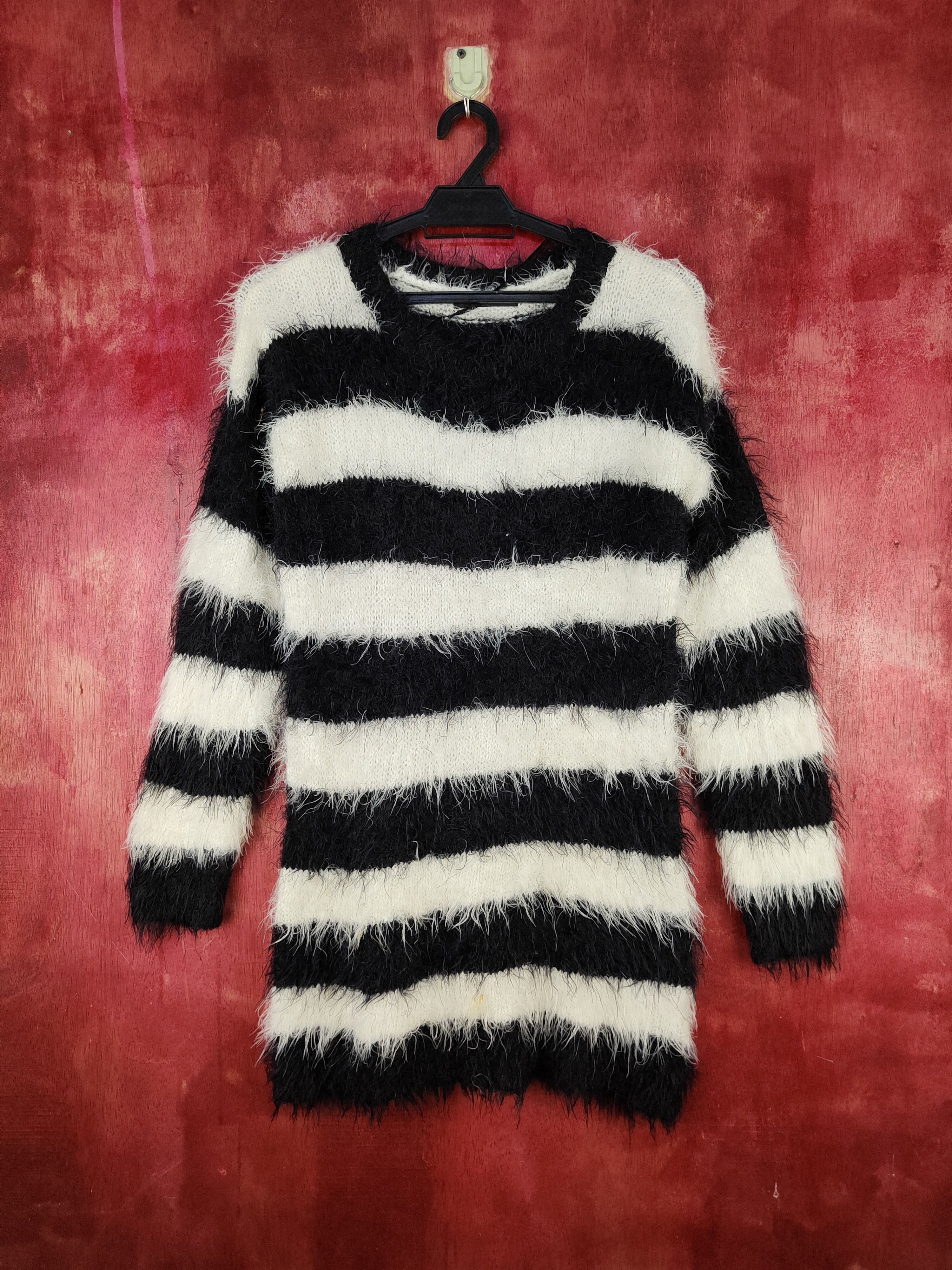 Japanese Brand Shiny Ripple Black White Fur Mohair Knitwear #S2062 Size M / US 6-8 / IT 42-44 - 1 Thumbnail