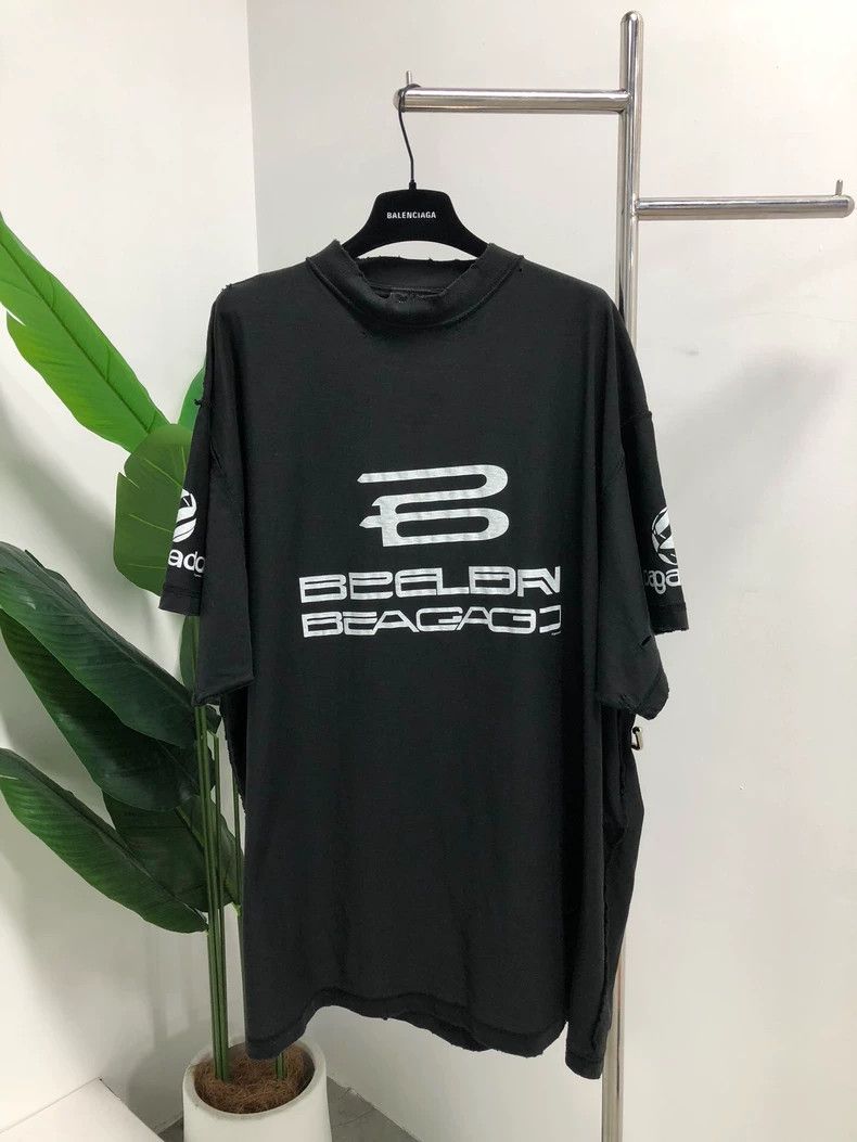 Balenciaga Balenciaga Printed Distressed Short Sleeve, Inside-Out Gar Size US L / EU 52-54 / 3 - 1 Thumbnail