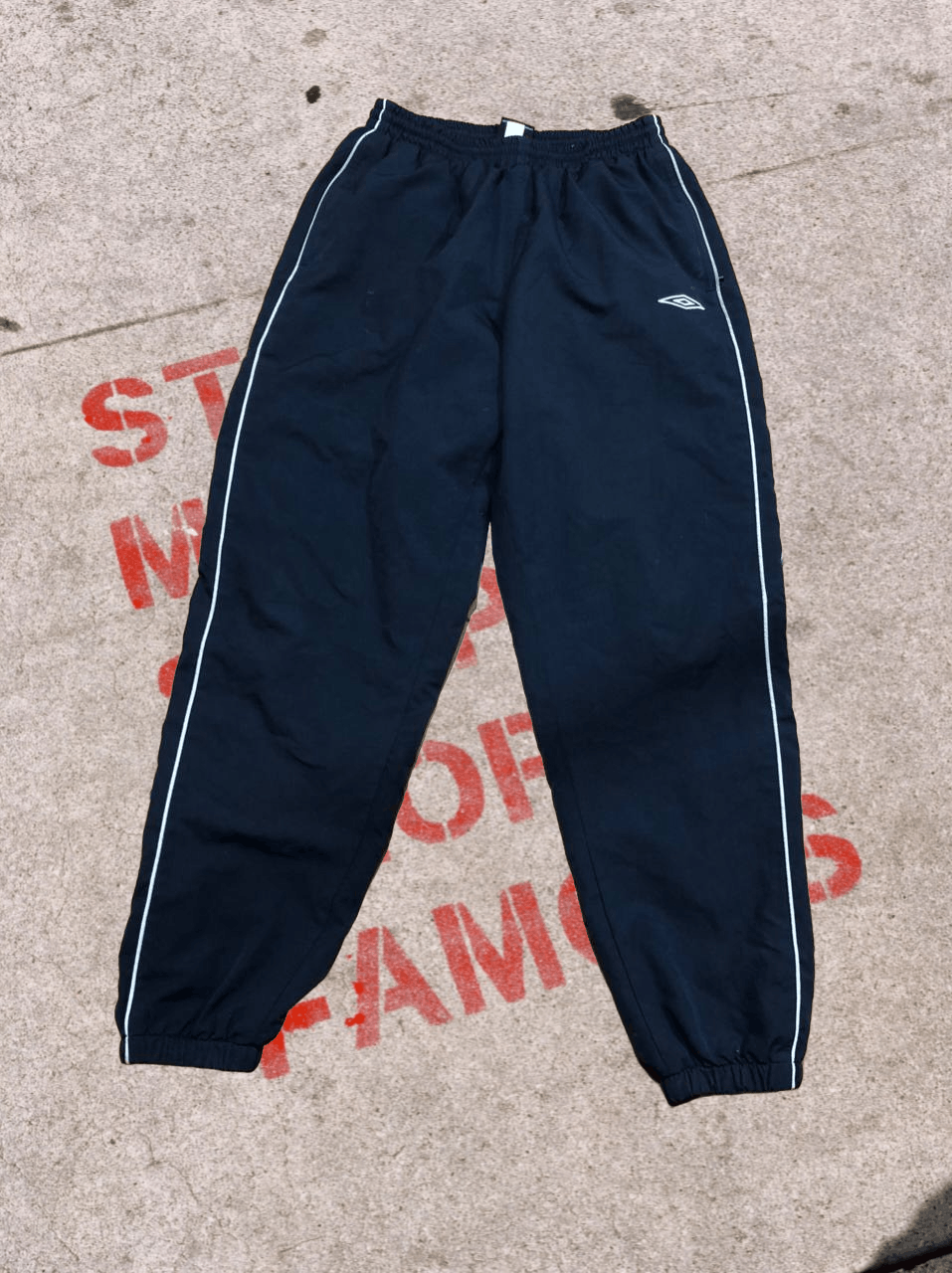 Umbro Umbro Pants Size US 34 / EU 50 - 1 Thumbnail