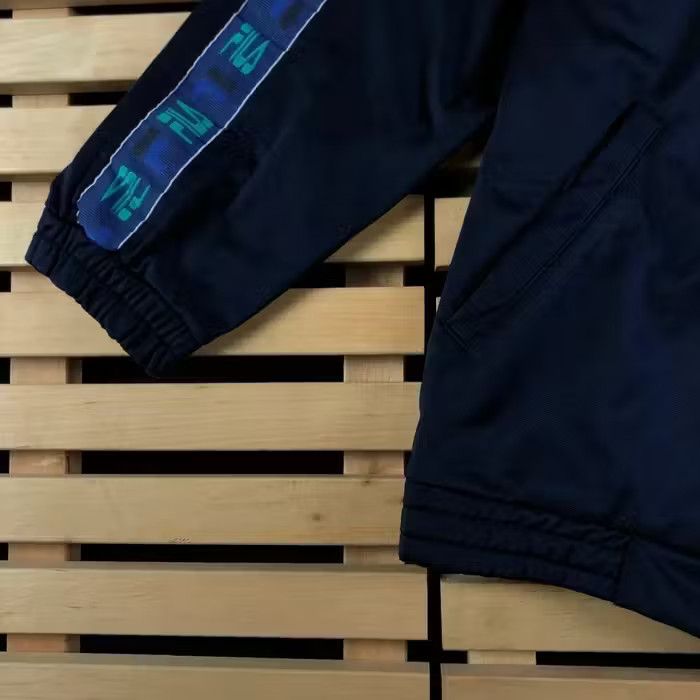 Fila × Vintage Mens Bomber Jacket Fila Lampasy Vintage Size 50 L/XL Size US L / EU 52-54 / 3 - 3 Thumbnail