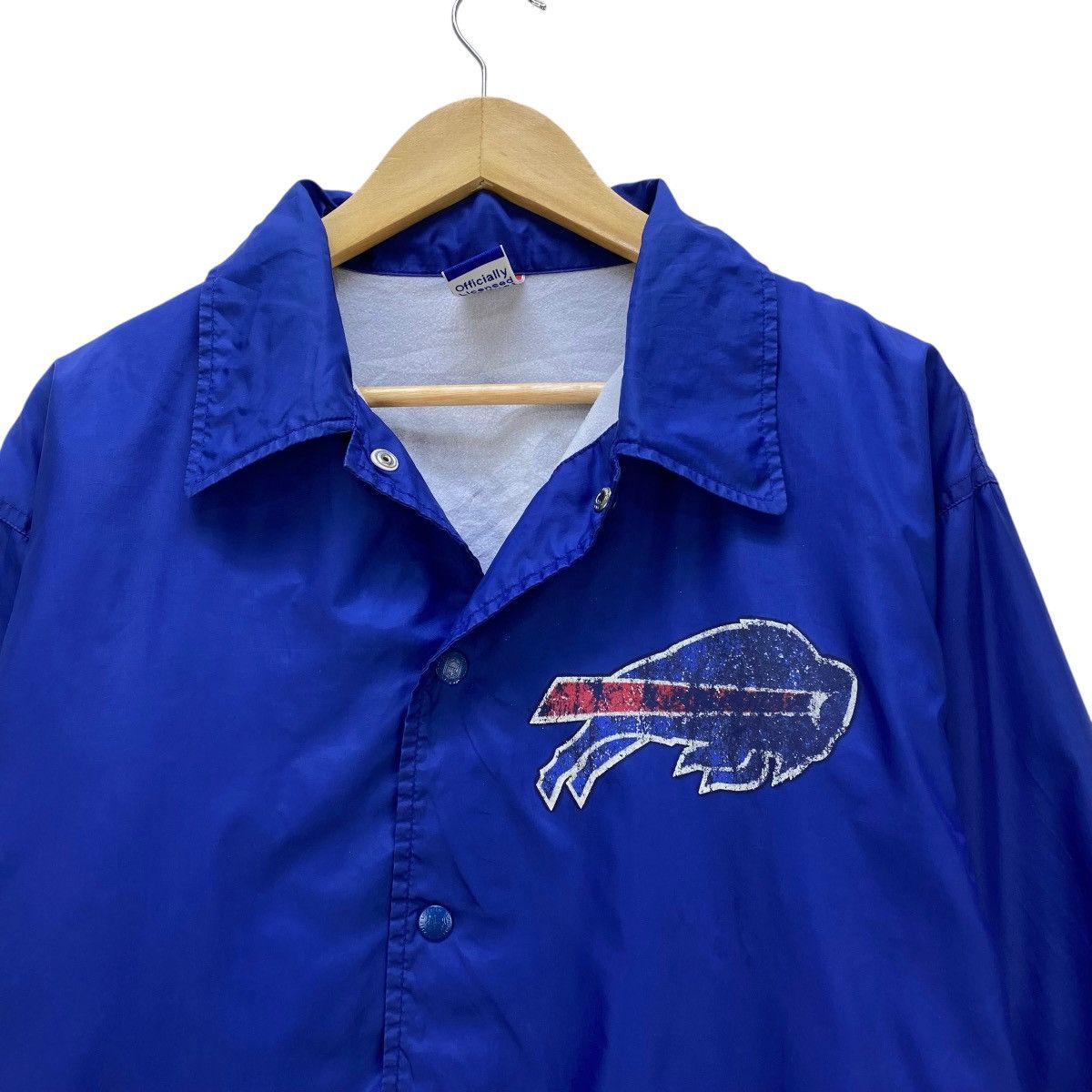 NHL 🔥Vintage NFl Buffalo Bills charging buffalo Coach Jacket Size US M / EU 48-50 / 2 - 3 Thumbnail
