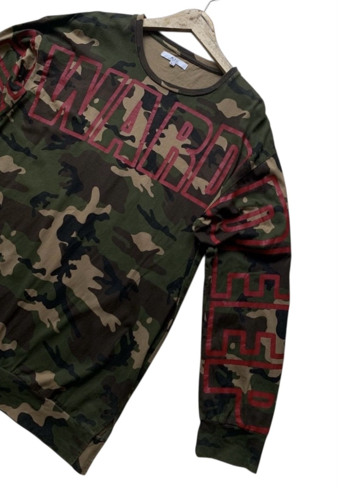 In The Attic In the attic down ward deep camouflage Size US L / EU 52-54 / 3 - 2 Thumbnail