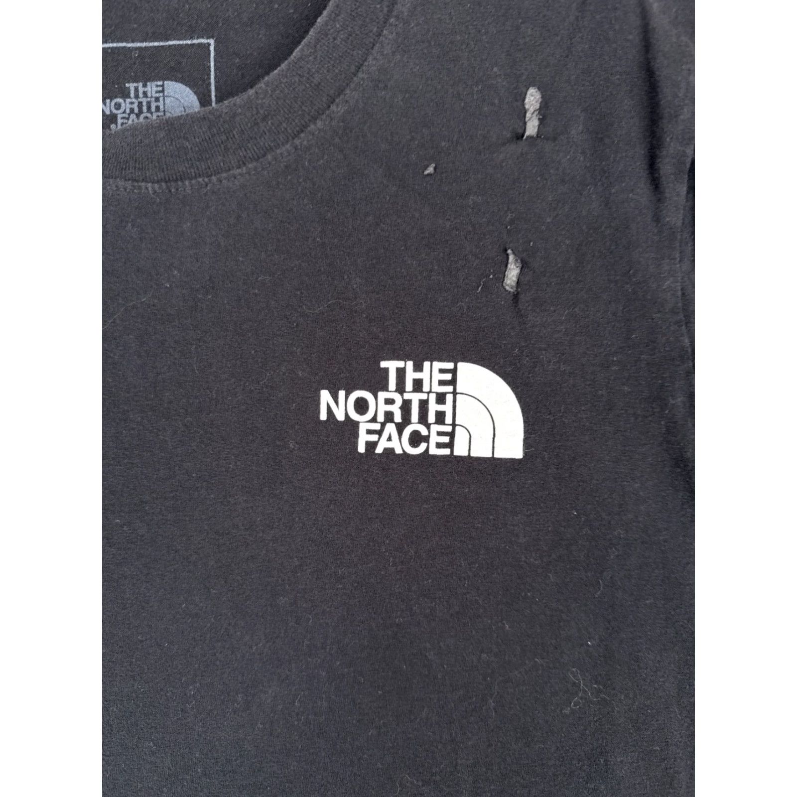 The North Face VINTAGE The North Face Women's T-Shirt Small Petite Cotton Short Sleeve Crew Neck Black Casual Summer Size S / US 4 / IT 40 - 6 Thumbnail