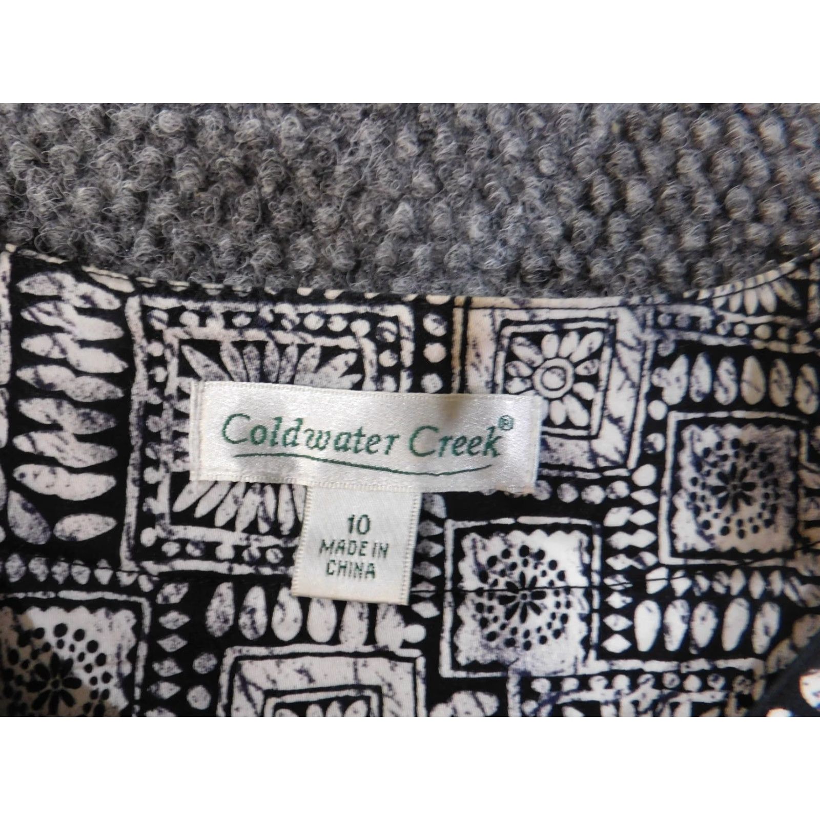 Coldwater Creek Coldwater Creek Blazer Jacket Geometric Black Womens 10 Stretch Button Mid-Length Long Sleeve Tweed Lining Polyester Vintage: No (drop if not allowed) Size L / US 10 / IT 46 - 5 Thumbnail