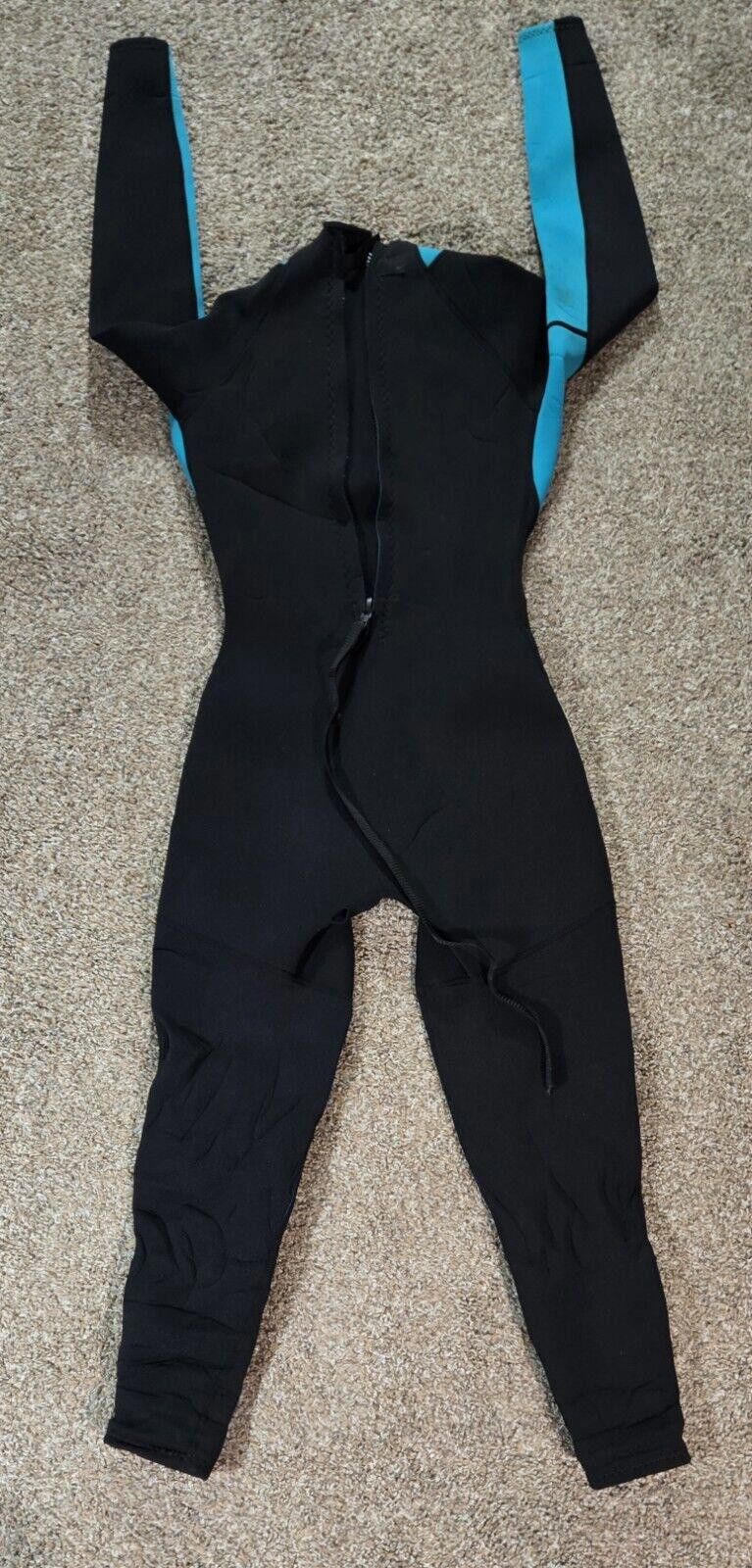 Designer Gladiator Wet Suit Made In USA Size 10 Size ONE SIZE - 9 Thumbnail