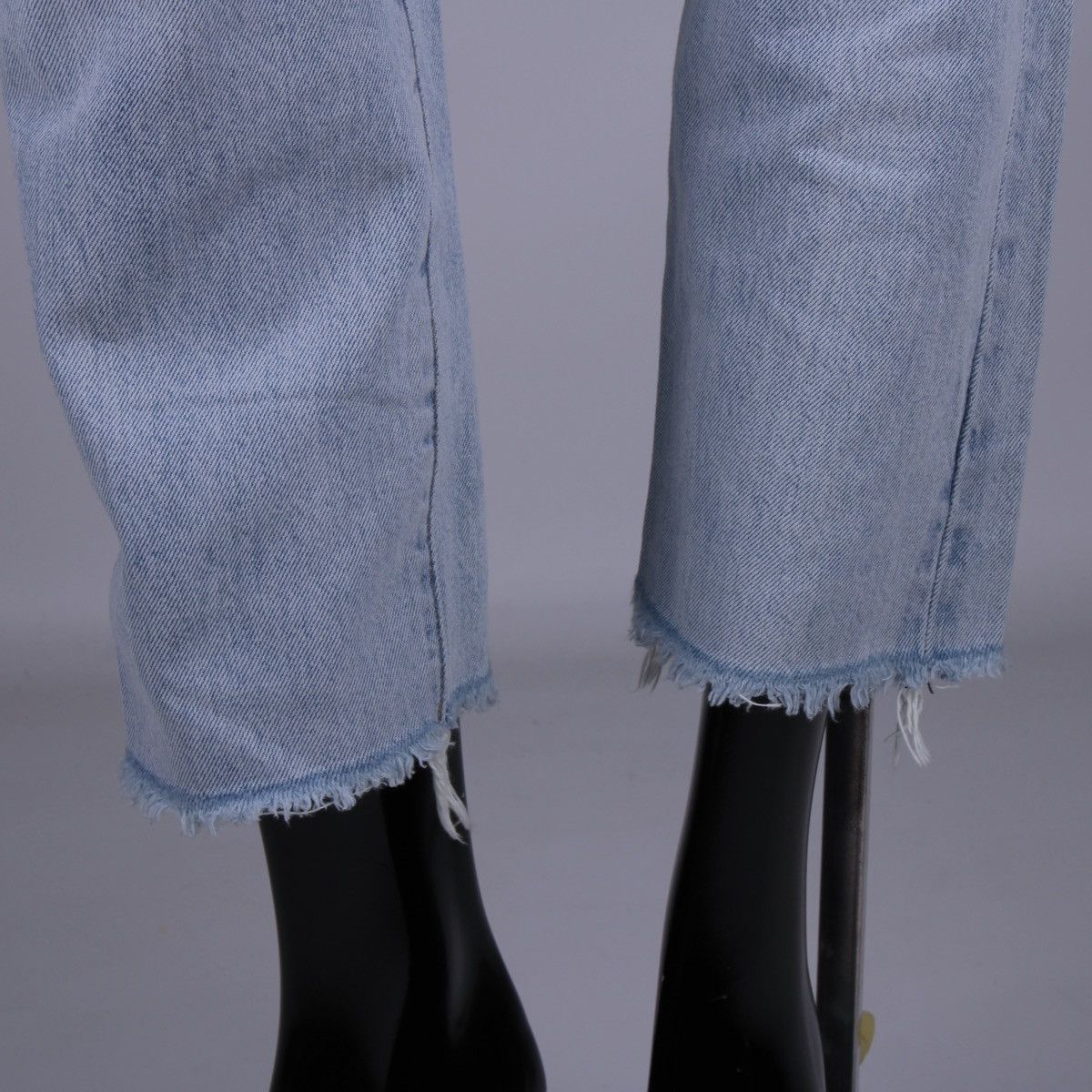 Levi's Women's Levi's 501 Selvedge Regular Straight Cropped Jeans Size 26" / US 2 / IT 38 - 5 Thumbnail