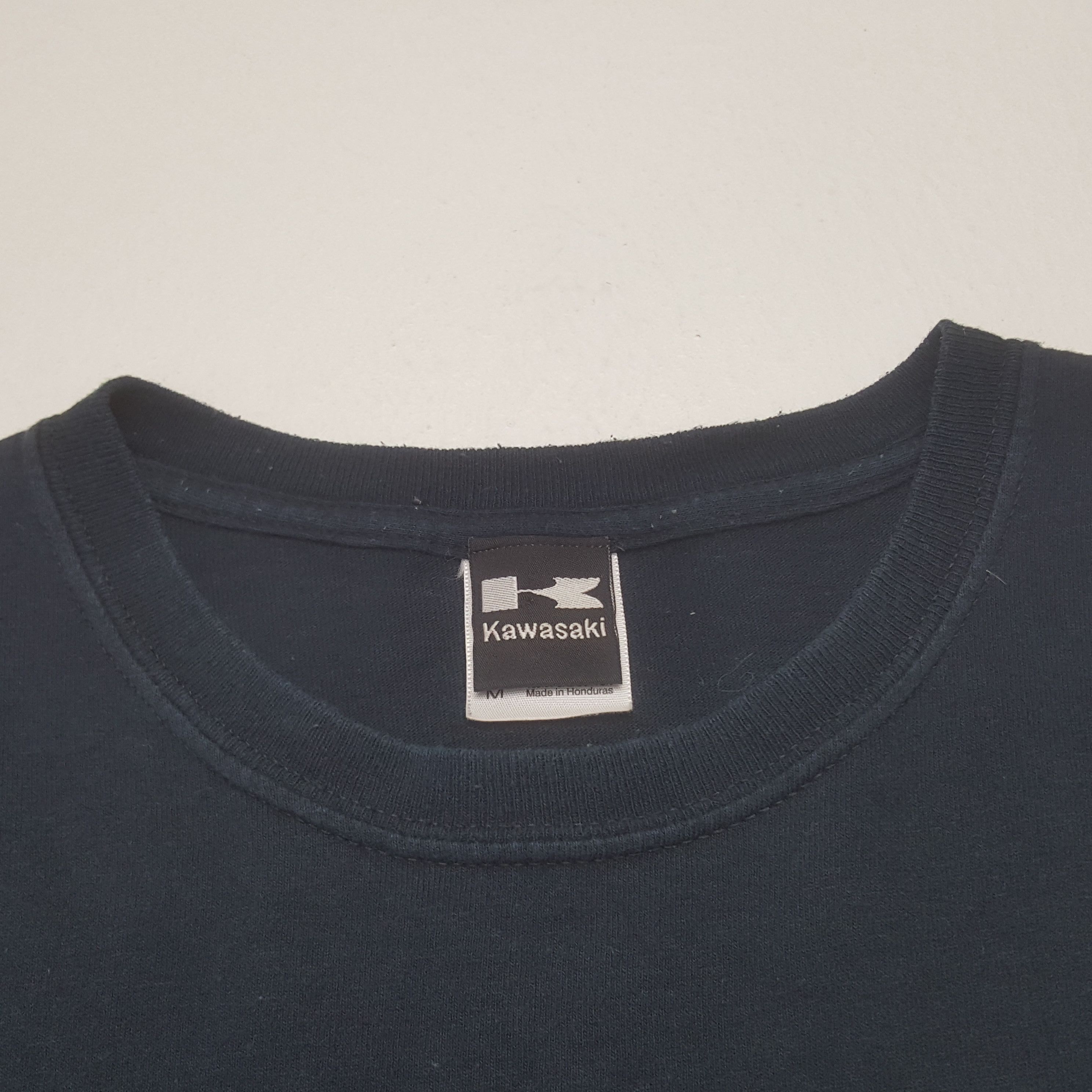 Japanese Brand Vintage Kawasaki Racing Motorsports Tshirt C312N38 Size US L / EU 52-54 / 3 - 5 Thumbnail