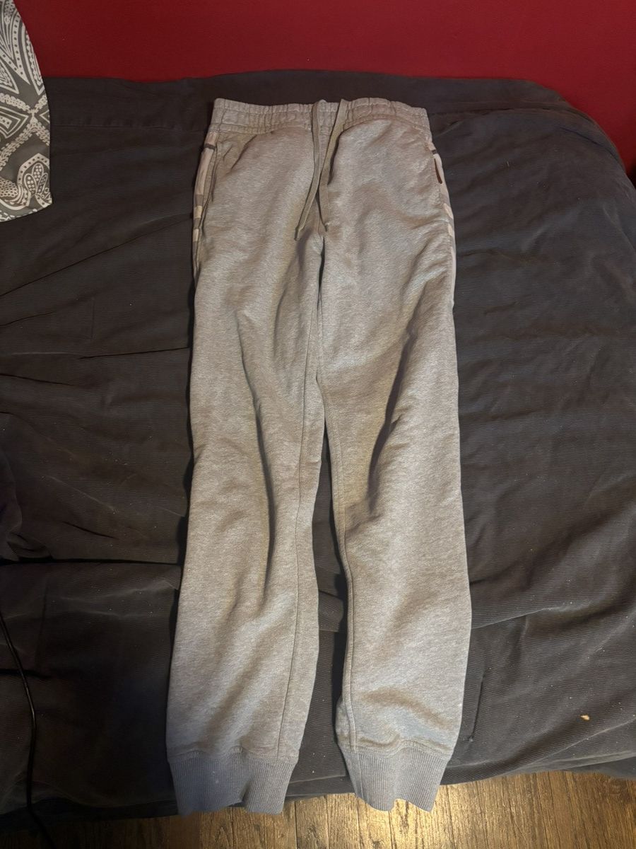 Burberry Grey Burberry check pants Size US 32 / EU 48 - 2 Thumbnail