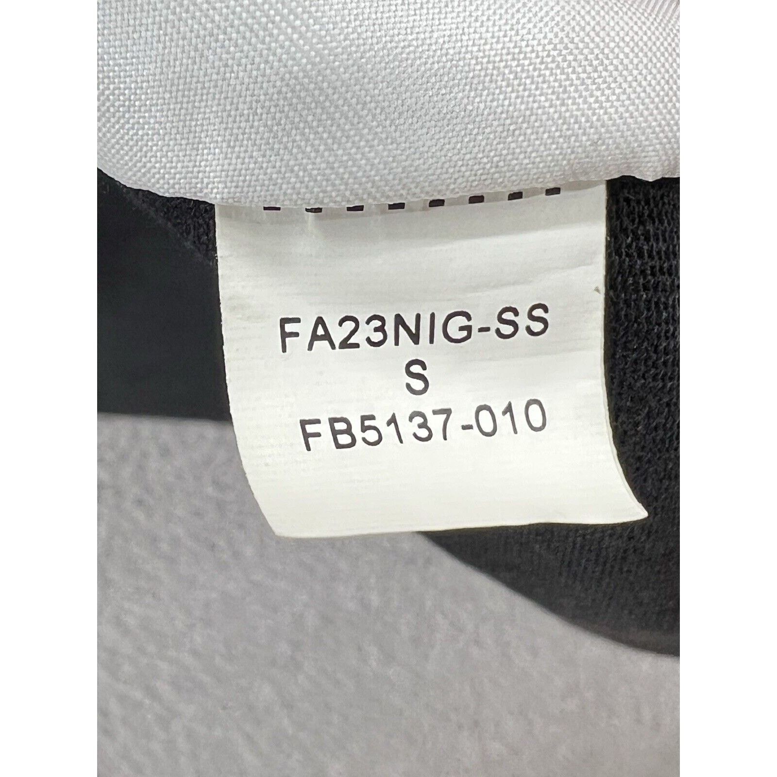 Nike Air Jordan Heritage Graphic T-Shirt Black FB5137-010 Small Size S / US 4 / IT 40 - 4 Thumbnail