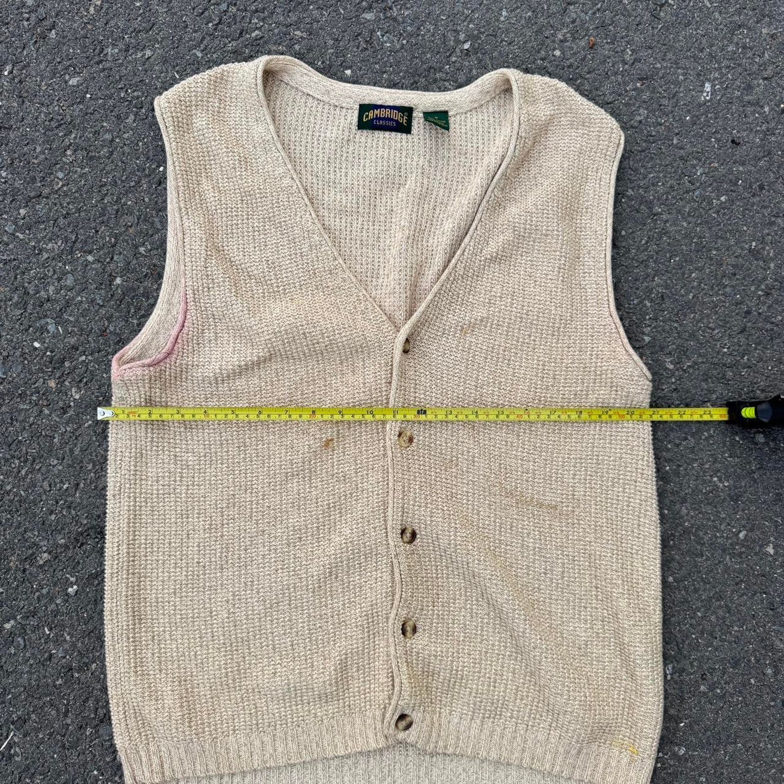 Cambridge Satchel Company Vintage Cambridge Classics Sweater Vest – Size Medium Size US M / EU 48-50 / 2 - 7 Thumbnail