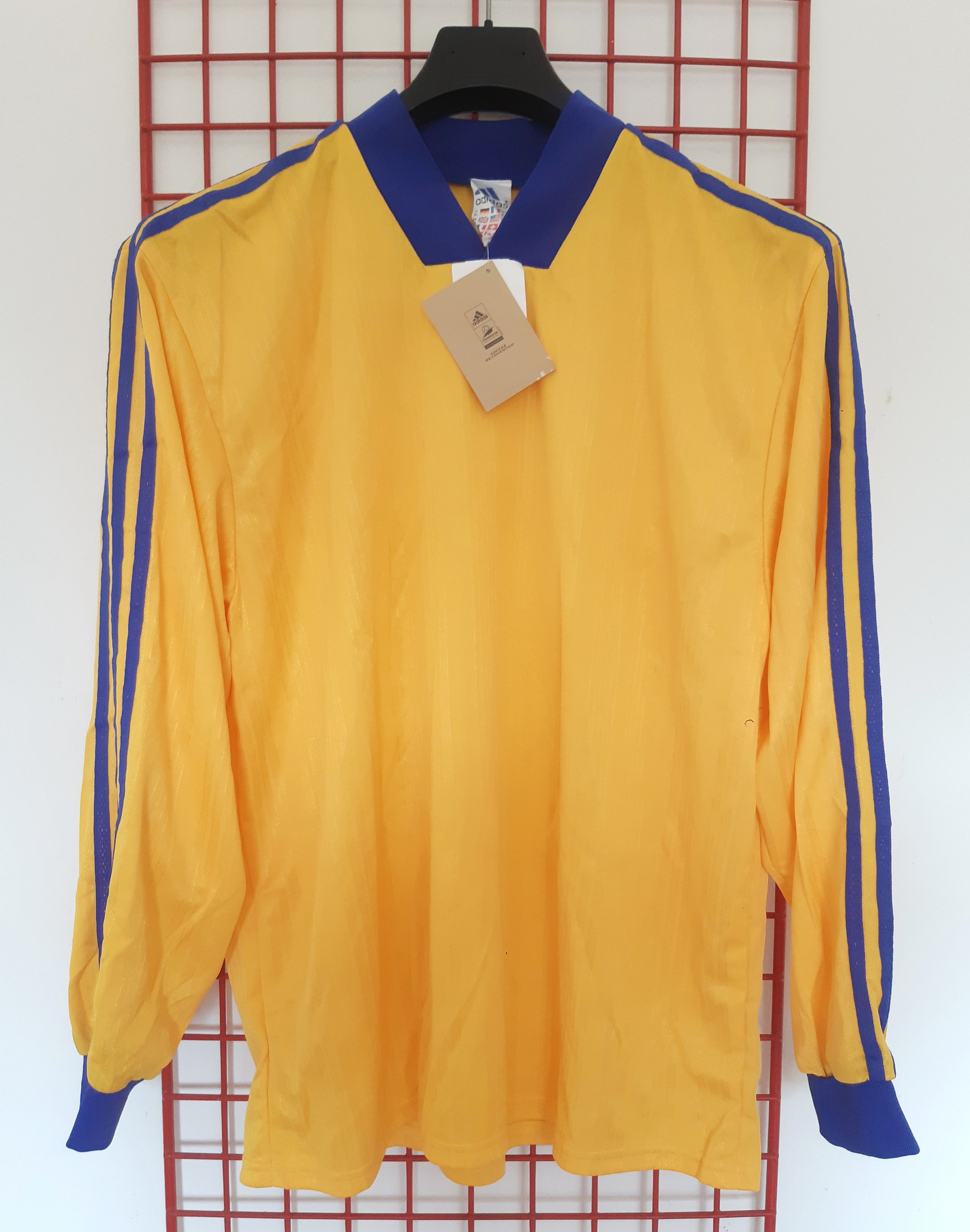 Adidas Vintage 90s ADIDAS Soccer Jersey Tunisia size XL NWT Size US XL / EU 56 / 4 - 1 Thumbnail