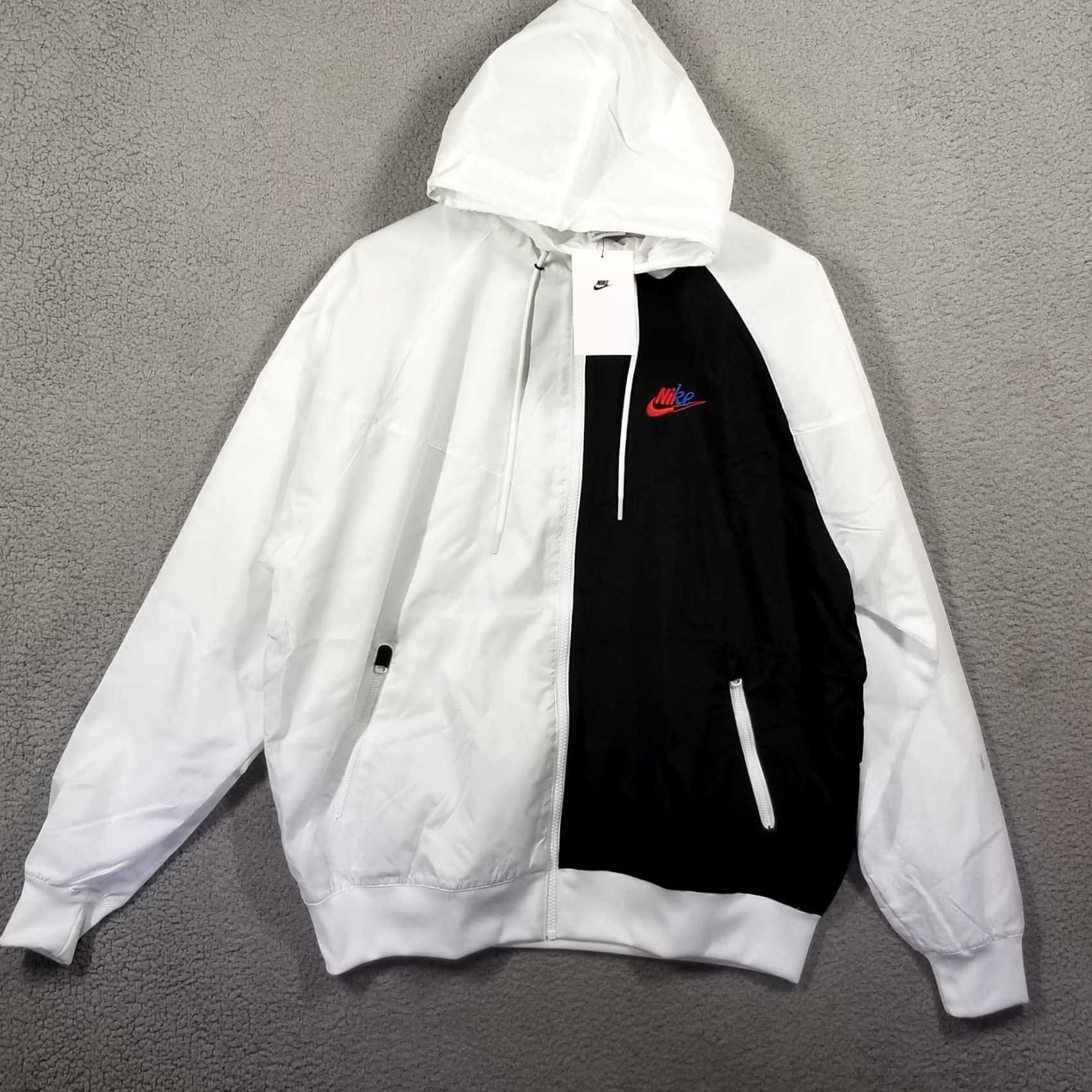 Nike Nike Sportswear Windrunner Jacket Men Medium Black/White DD4849-010 Size US M / EU 48-50 / 2 - 2 Thumbnail