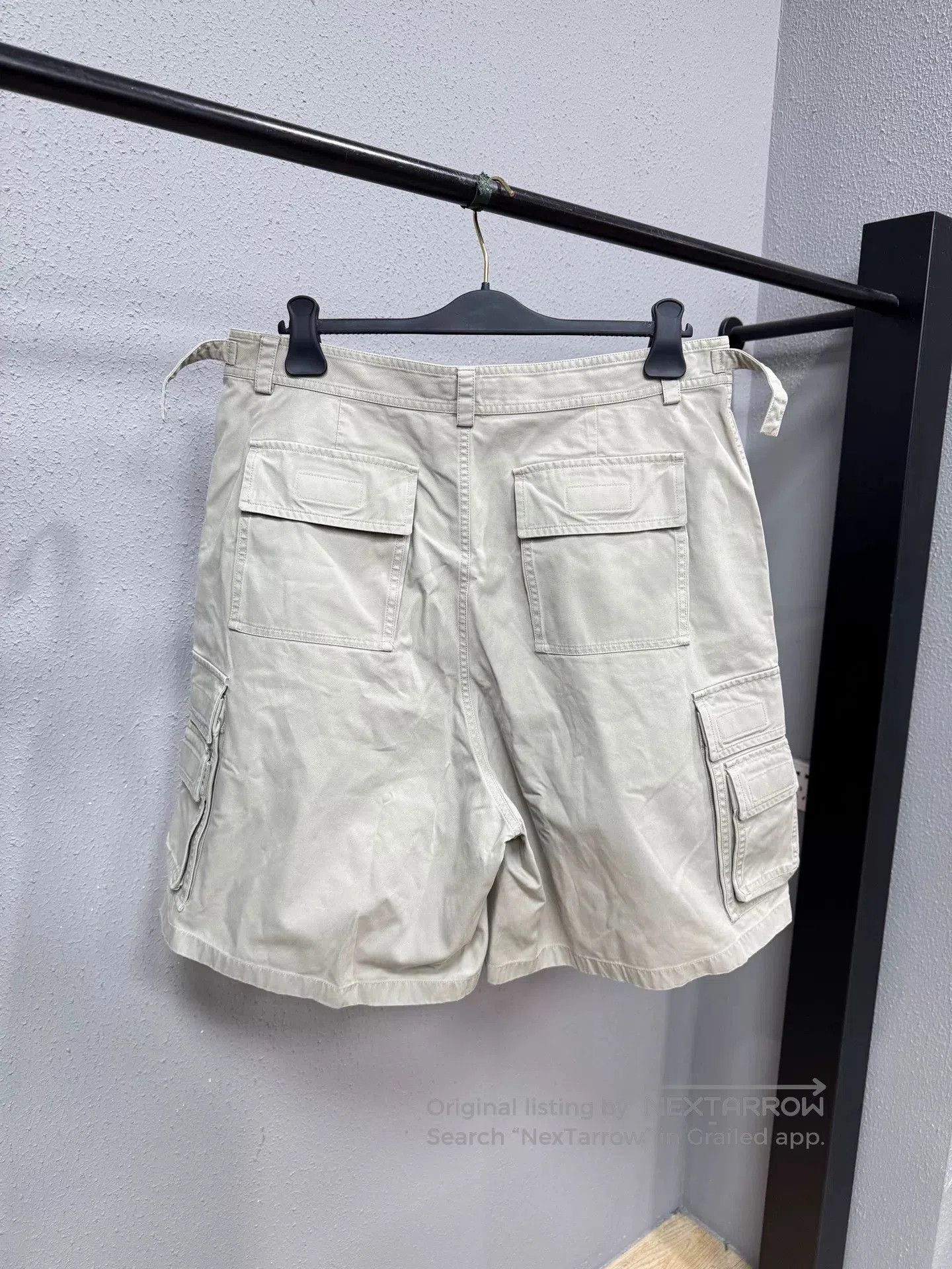 Balenciaga Balenciaga Beige Cargo Shorts Size 50. Size US 40 / EU 56 - 4 Thumbnail