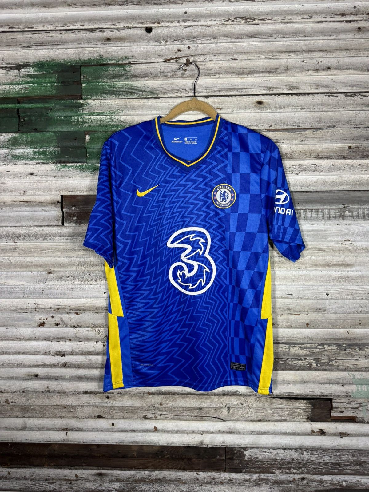 Nike CHELSEA LONDON ENGLAND HOME FOOTBALL SHIRT 2021-2022 JERSEY Size US XL / EU 56 / 4 - 1 Thumbnail