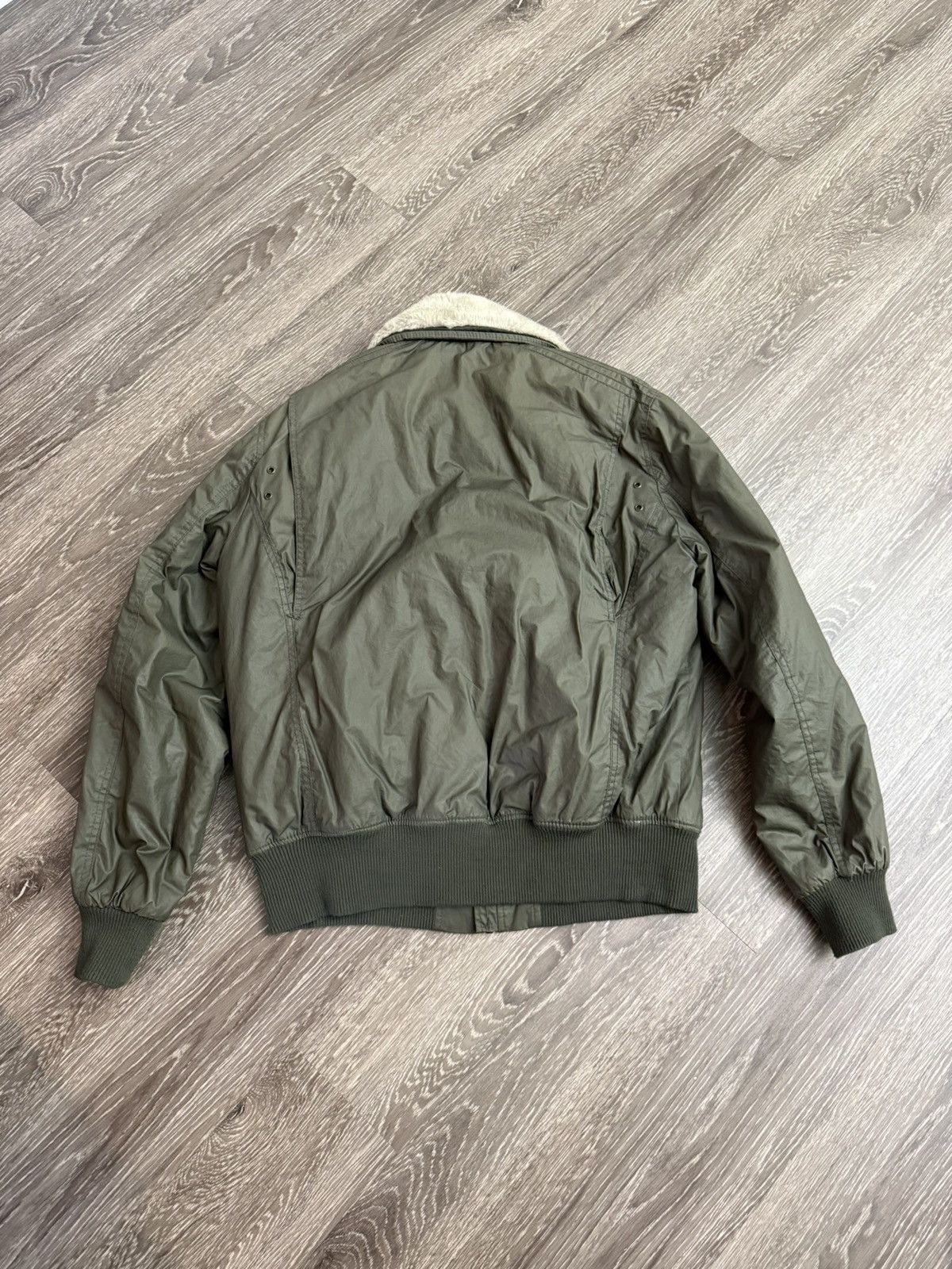 H&M H&M green flight bomber Size US L / EU 52-54 / 3 - 5 Thumbnail