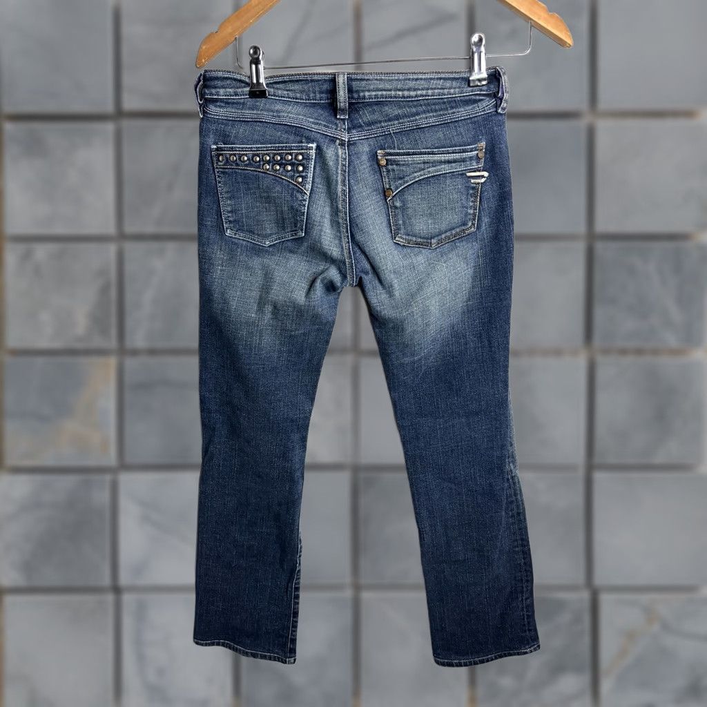 Diesel Diesel Jeans Juniors 7 Blue Medium Wash Low Rise Straight Studded Pockets Denim Jeans Size 28" / US 6 / IT 42 - 1 Thumbnail