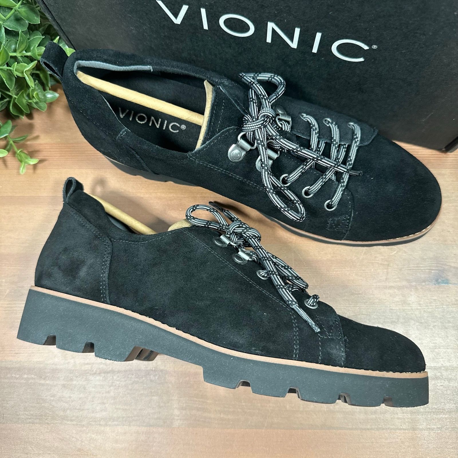 Vionic Vionic Ballari Black Suede Lace-Up Shoes Size 8.5 Wide Size US 8.5 / IT 38.5 - 2 Thumbnail
