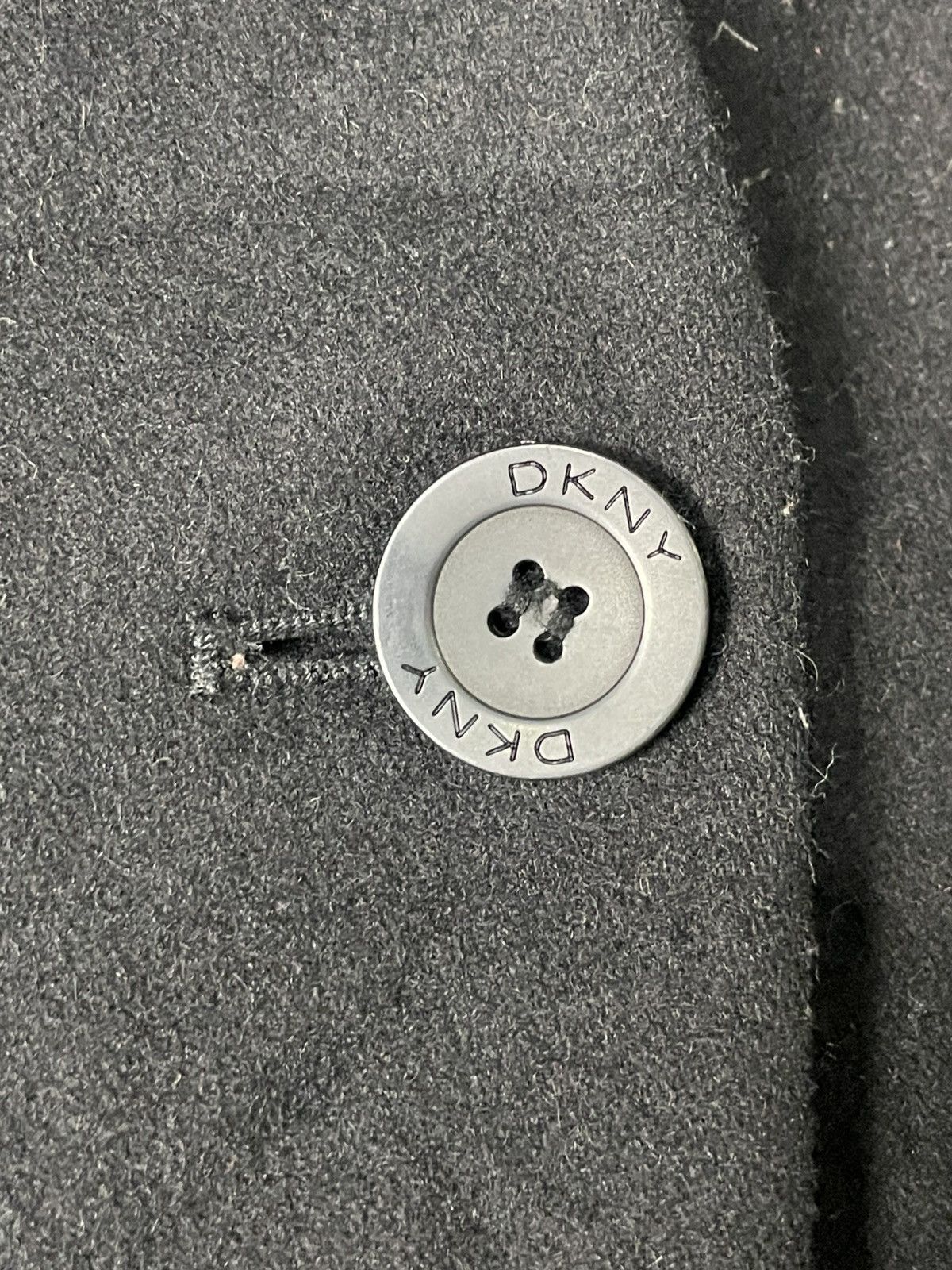 DKNY × Designer × Vintage DKNY x Vintage Double Breasted Wool Coat (42) Size US XS / EU 42 / 0 - 7 Thumbnail