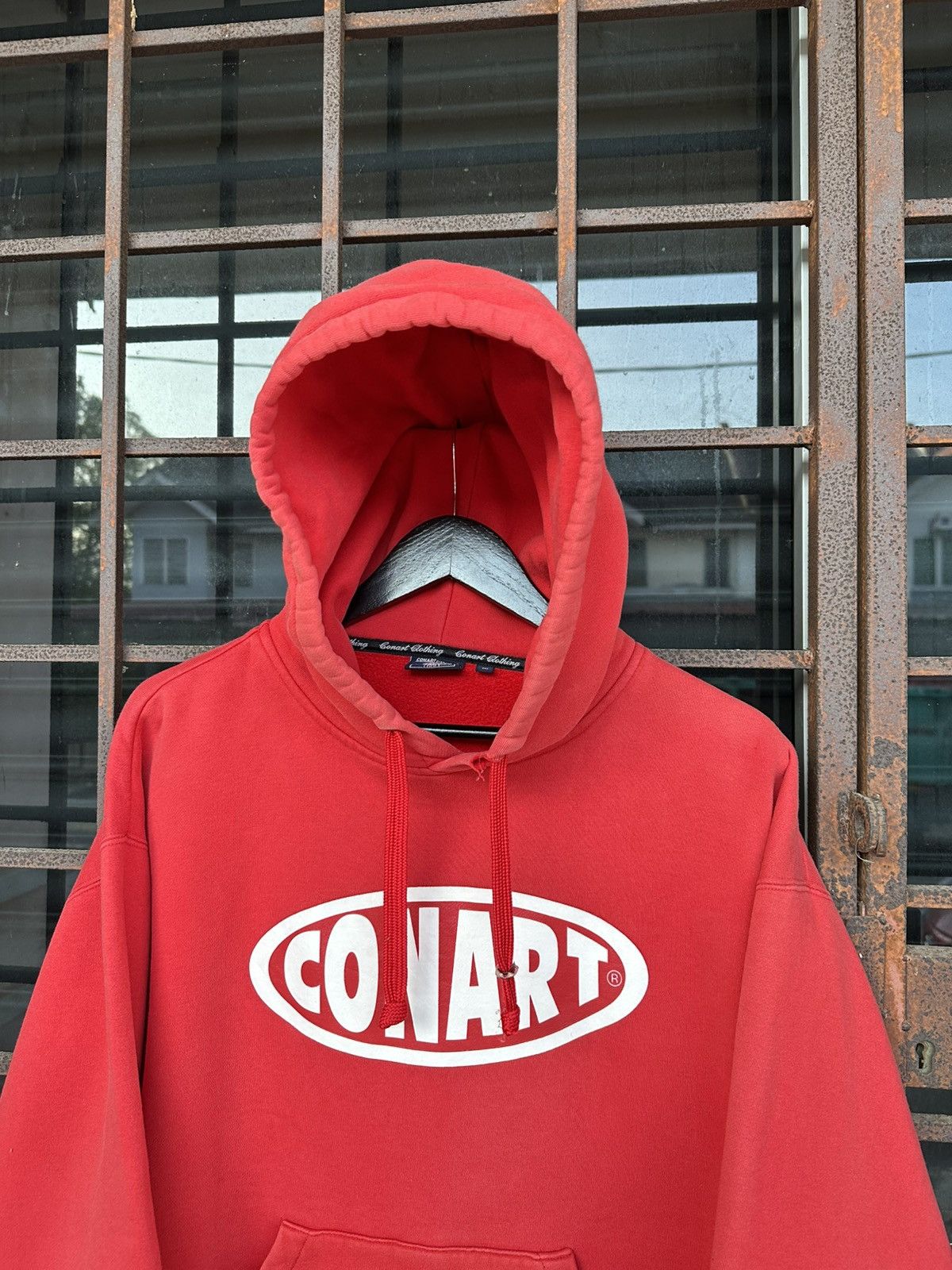 Vintage Vintage THRASHED Faded Conart Hoodie Size US L / EU 52-54 / 3 - 5 Thumbnail