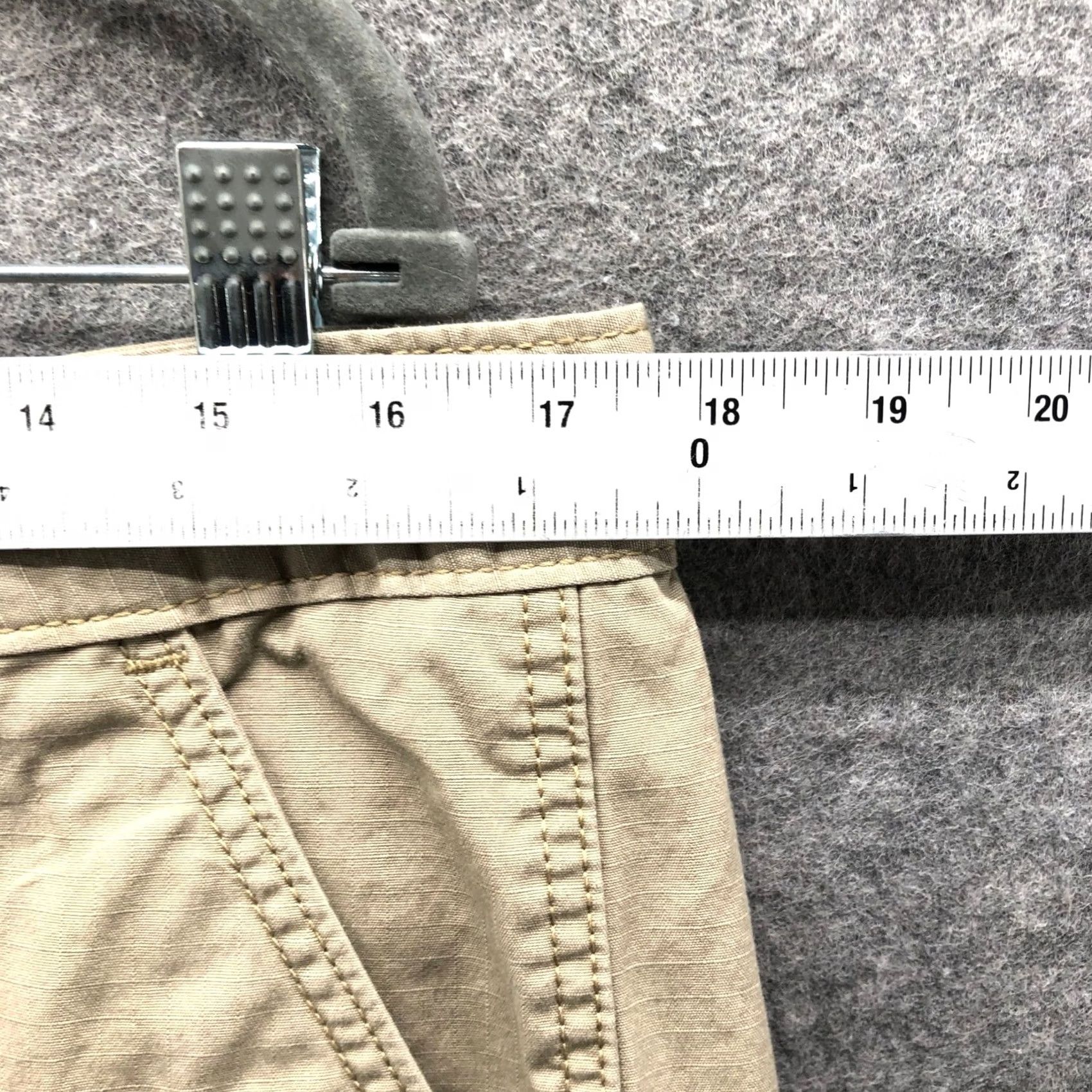 Levi's Levi's Carrier Cargo Shorts Mens 34 Ripstop Tan Beige 9.5" Outdoors Work Cargo Pocket Solid Cotton Zip Size US 34 / EU 50 - 4 Thumbnail