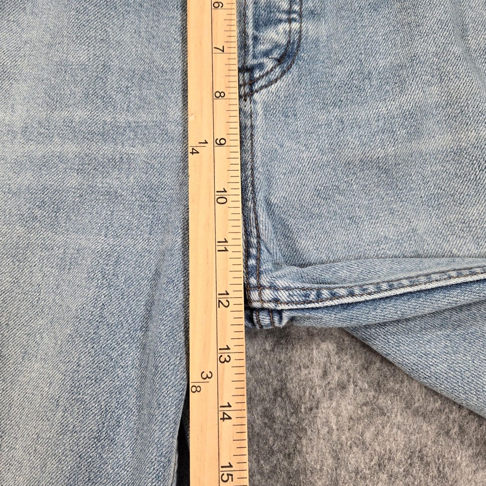 Vintage We The Free Jeans Womens 31 Light Wash High Rise Distressed Button Fly Jeans Size 24" / US 00 / IT 34 - 6 Thumbnail